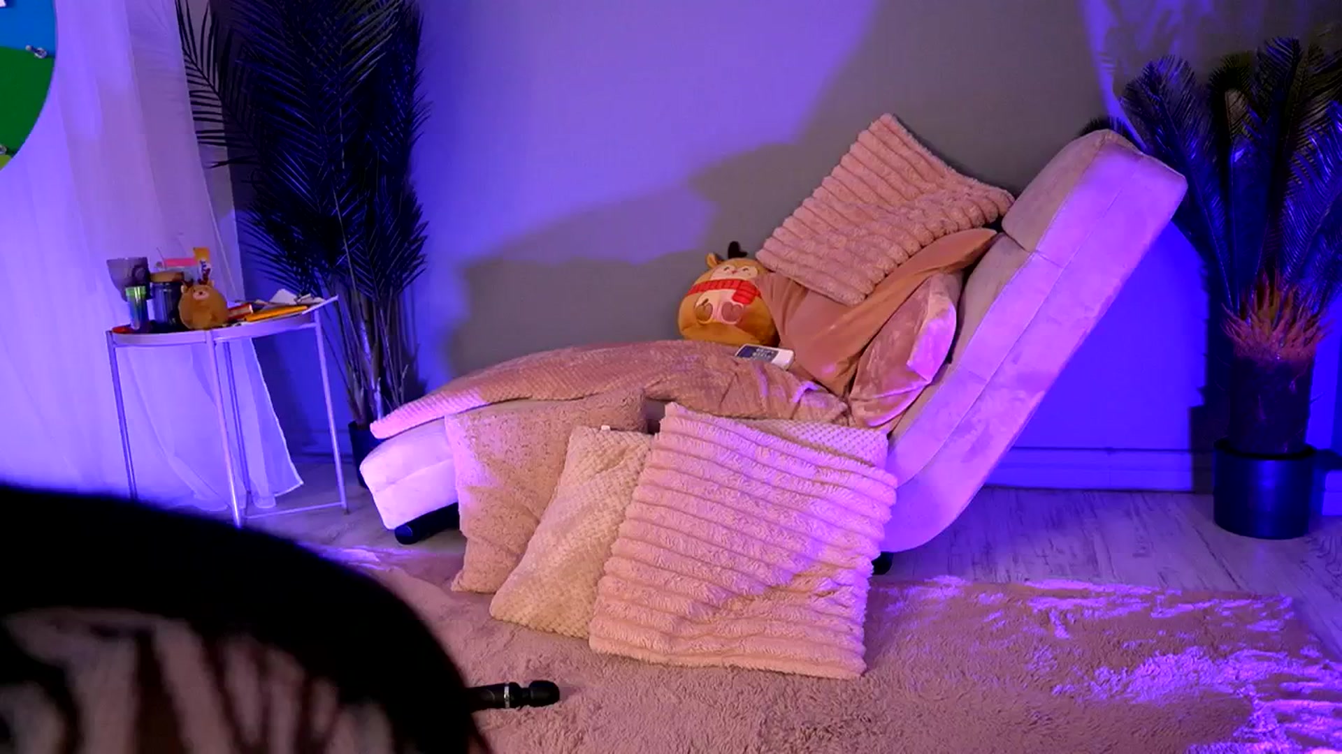 Gallery image thumbnail from BetsyGonzale's myfreecams stream on, 01/24/2026, 08:30 image 17 of 20