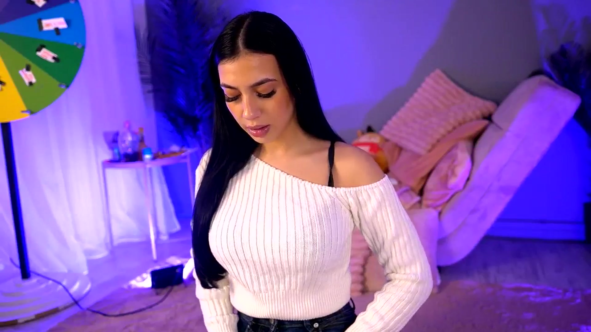 Gallery image thumbnail from BetsyGonzale's myfreecams stream on, 01/26/2026, 10:19 image 18 of 20