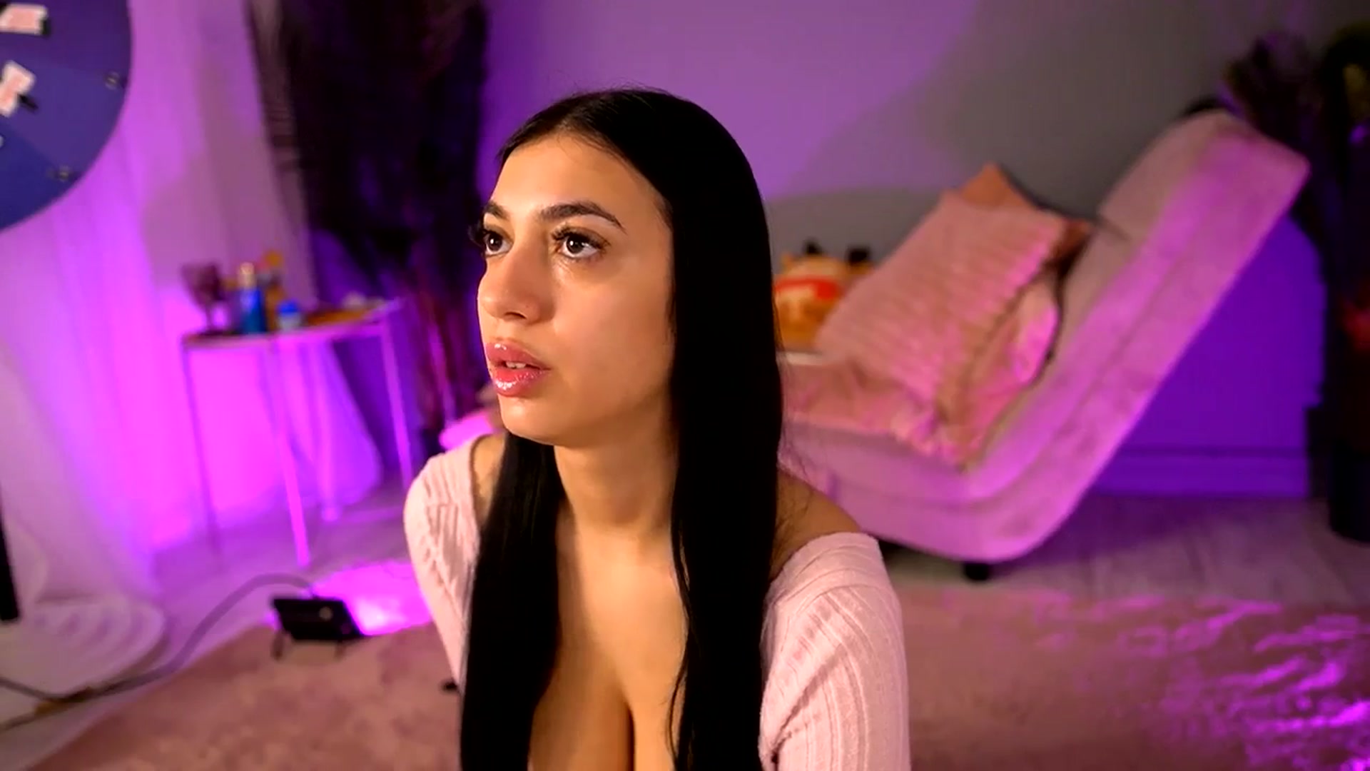 Gallery image thumbnail from BetsyGonzale's myfreecams stream on, 02/02/2026, 07:17 image 2 of 20