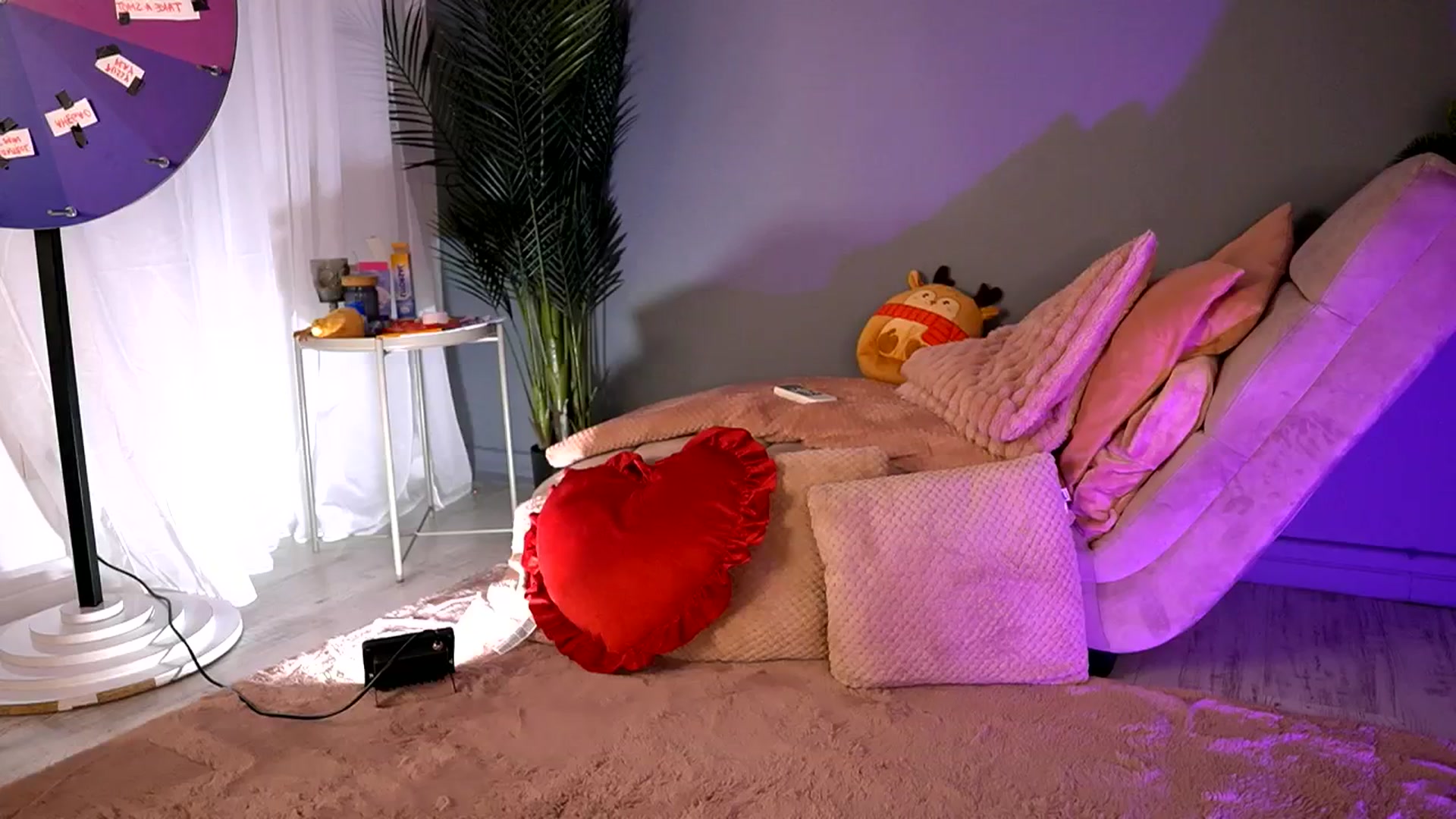 Gallery image thumbnail from BetsyGonzale's myfreecams stream on, 02/21/2026, 09:49 image 16 of 20