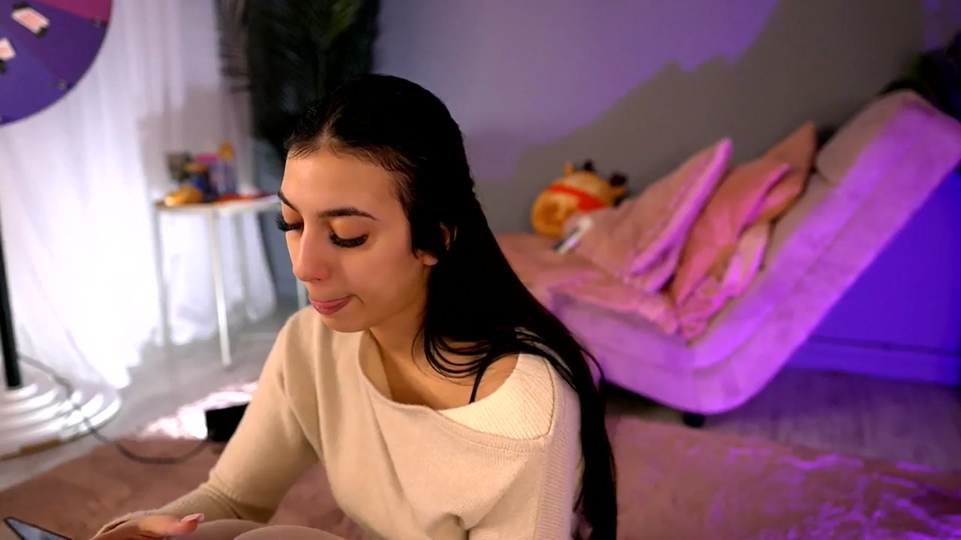 Gallery image thumbnail from BetsyGonzale's myfreecams stream on, 02/21/2026, 10:22 image 19 of 20