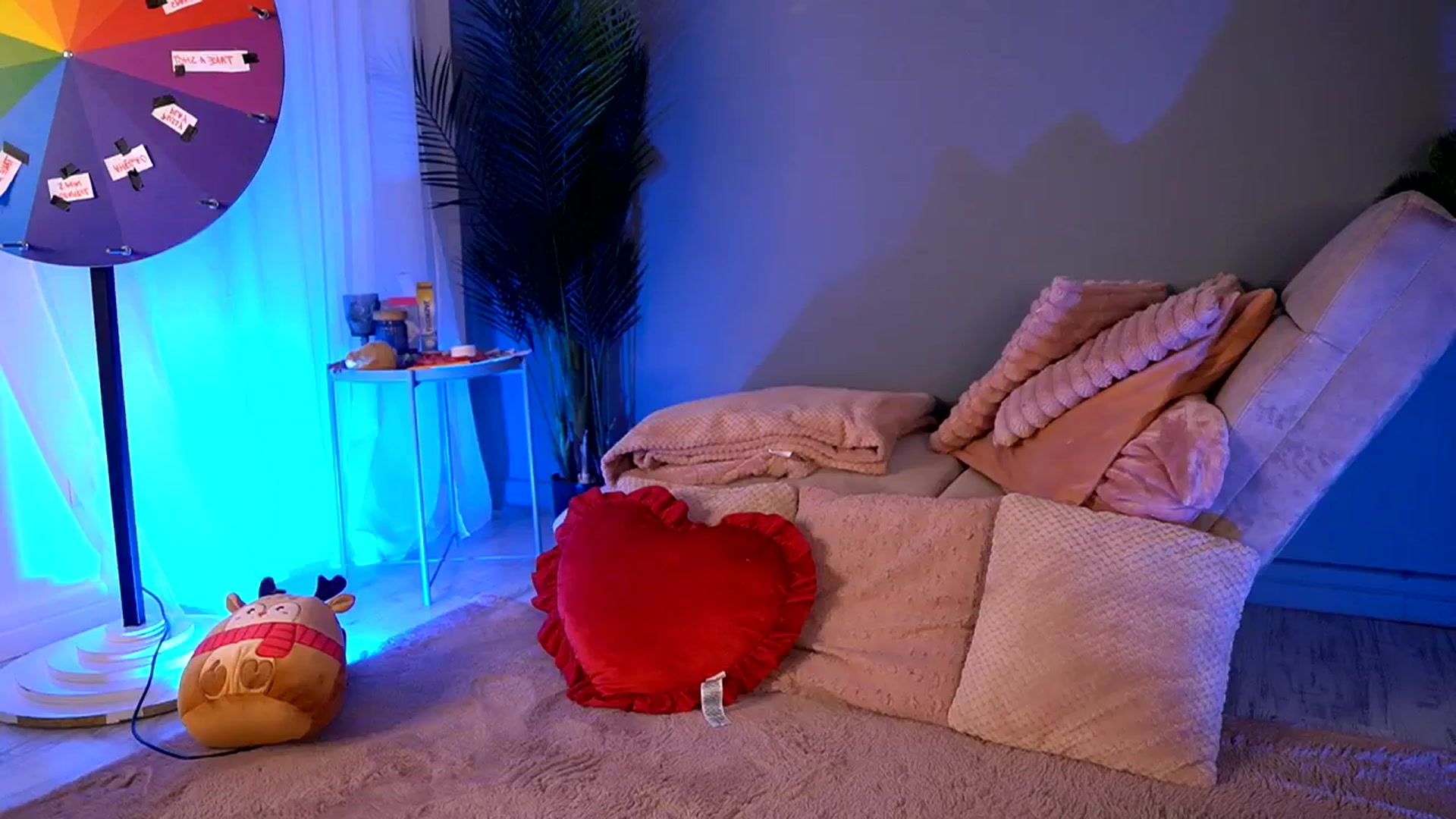 Gallery image thumbnail from BetsyGonzale's myfreecams stream on, 02/27/2026, 06:22 image 16 of 20
