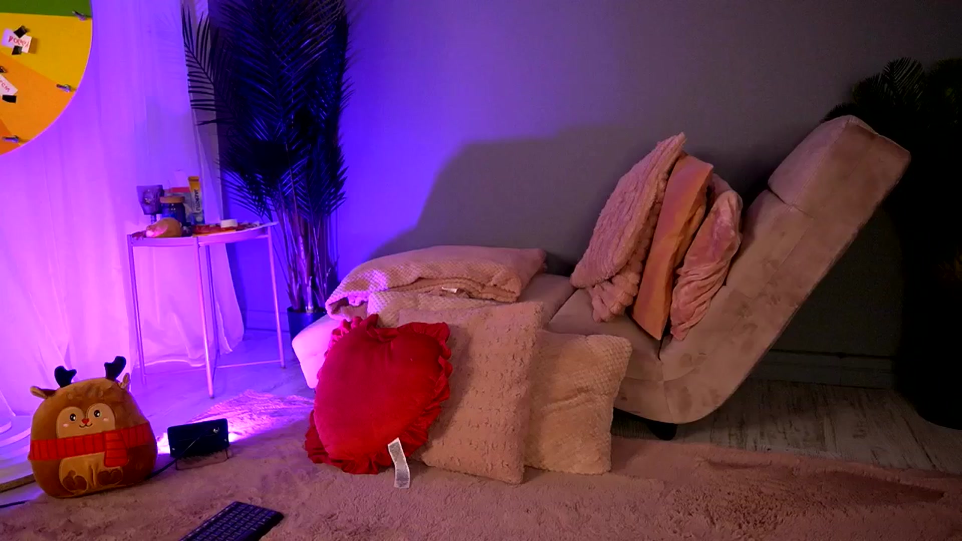 Gallery image thumbnail from BetsyGonzale's myfreecams stream on, 03/05/2026, 06:28 image 17 of 20