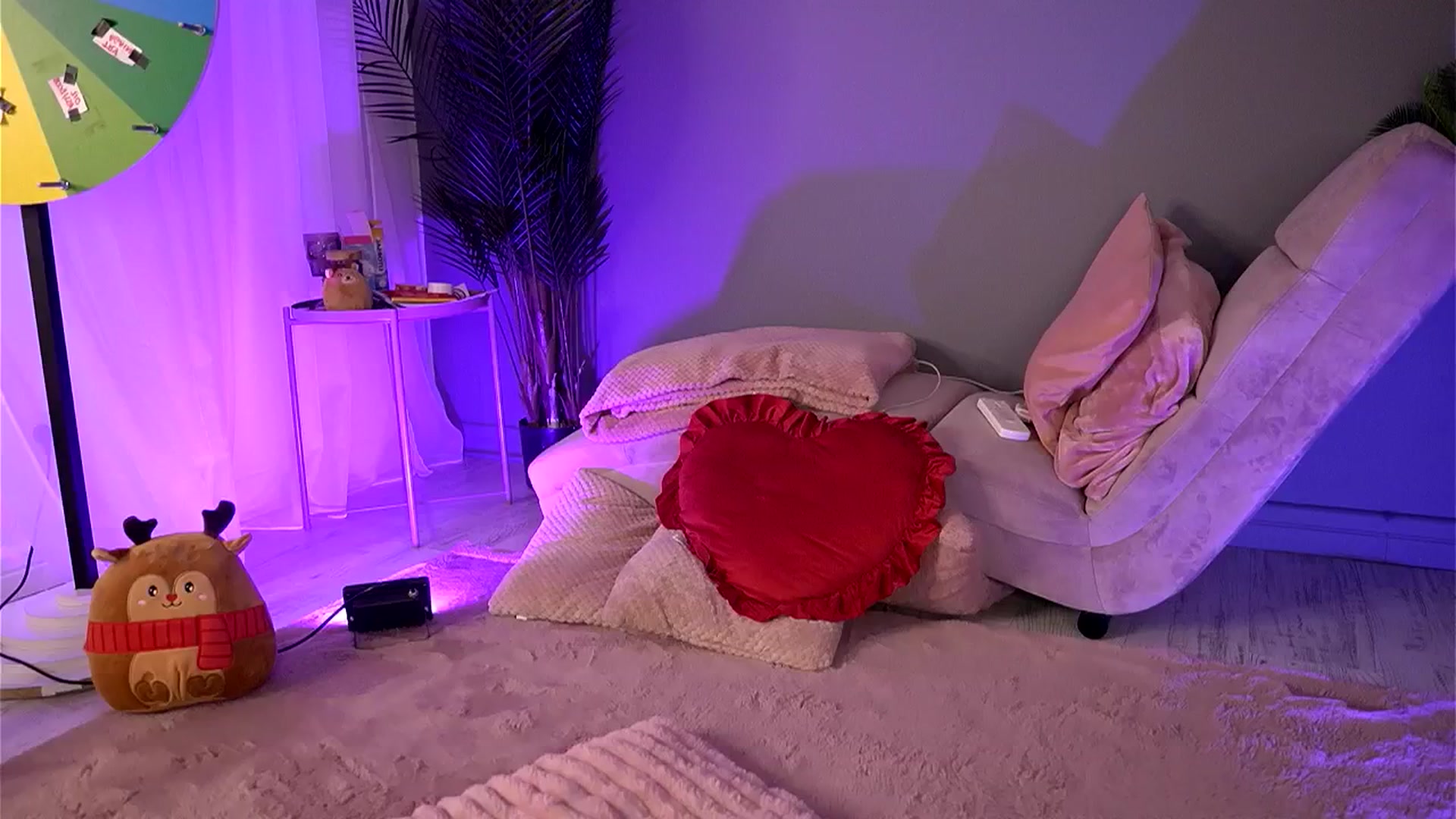 Gallery image thumbnail from BetsyGonzale's myfreecams stream on, 03/10/2026, 11:55 image 16 of 20