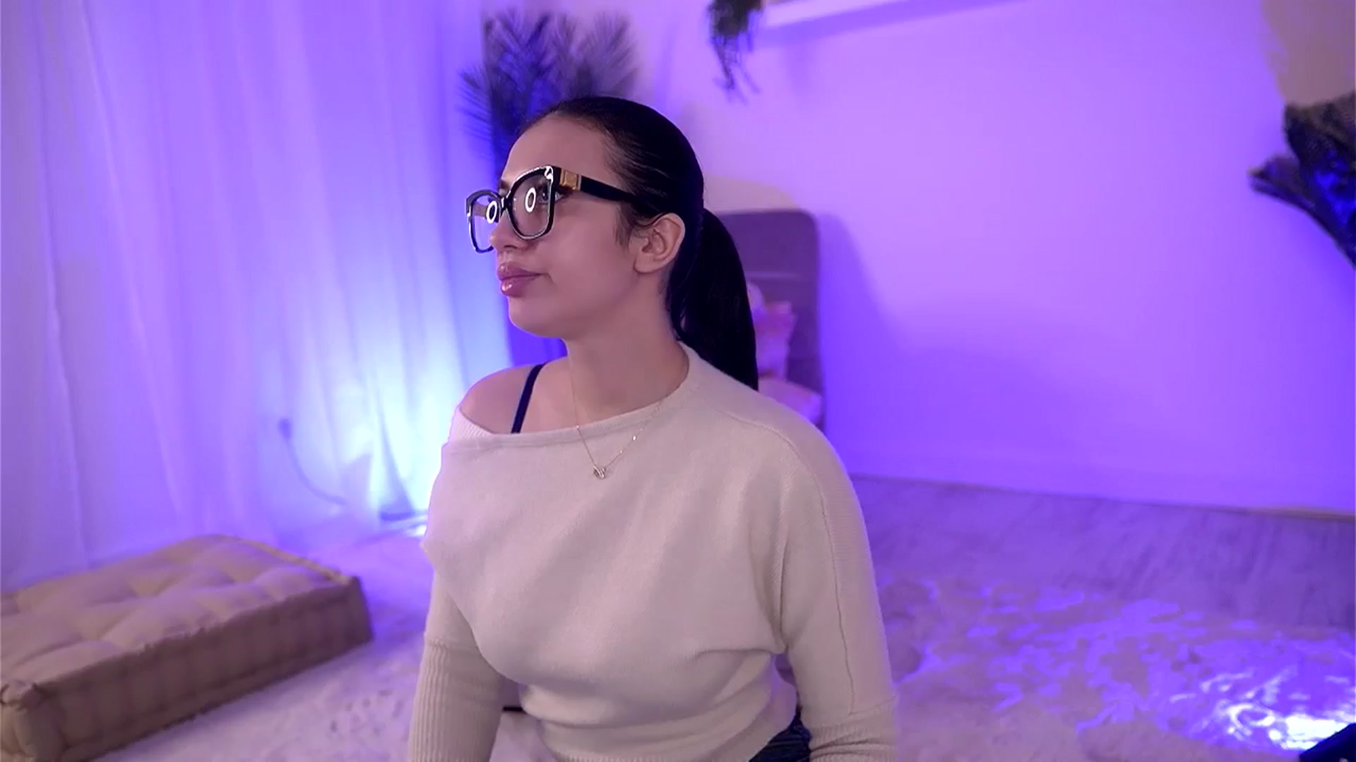 Gallery image thumbnail from BetsyGonzale's myfreecams stream on, 03/13/2026, 10:56 image 7 of 20