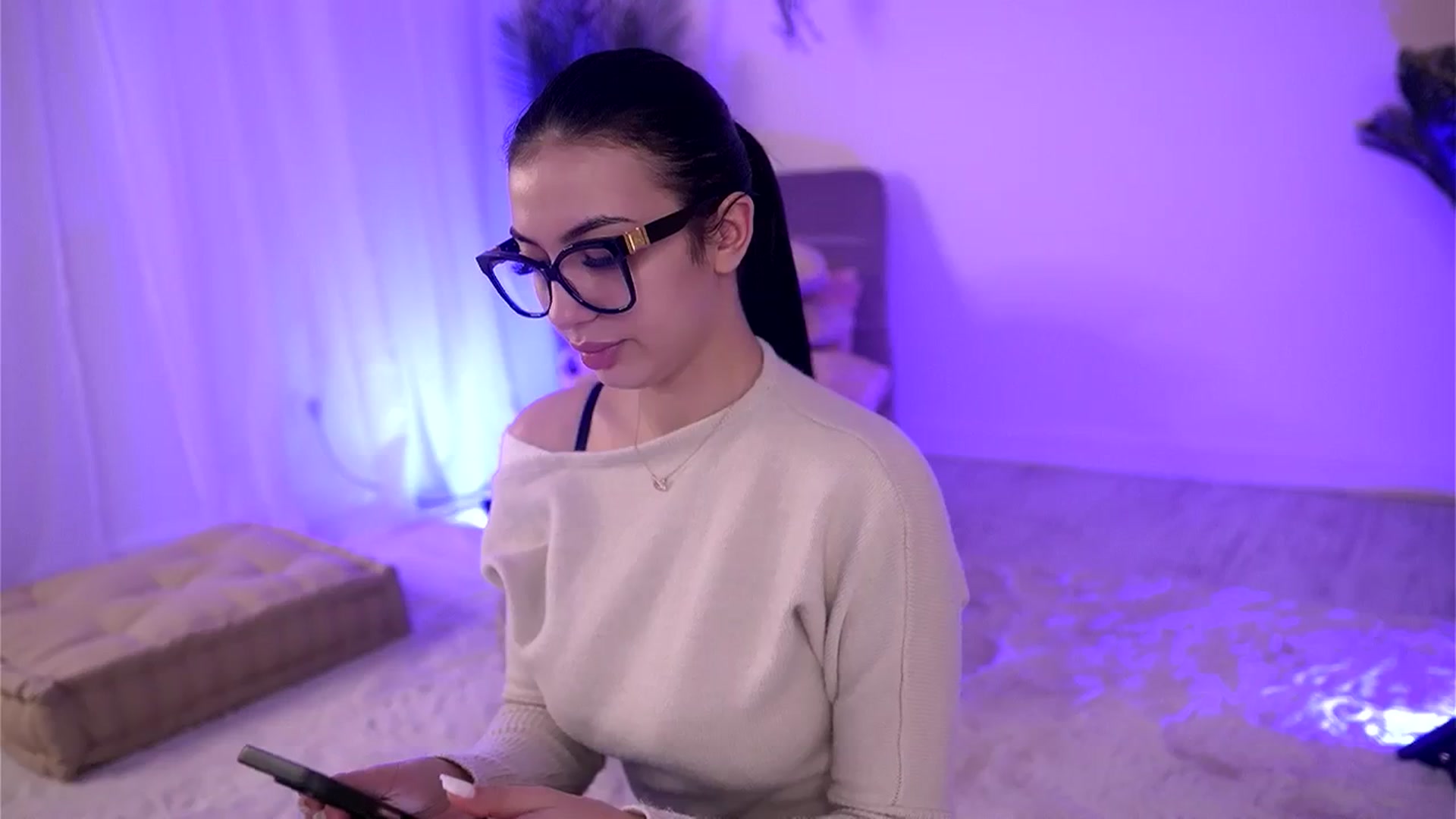 Gallery image thumbnail from BetsyGonzale's myfreecams stream on, 03/13/2026, 10:56 image 12 of 20