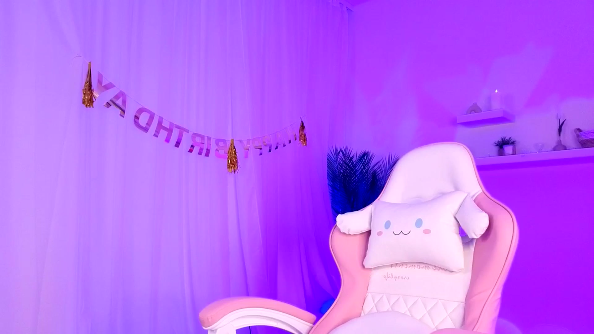 Gallery image thumbnail from BetsyGonzale's myfreecams stream on, 03/21/2026, 08:13 image 6 of 20