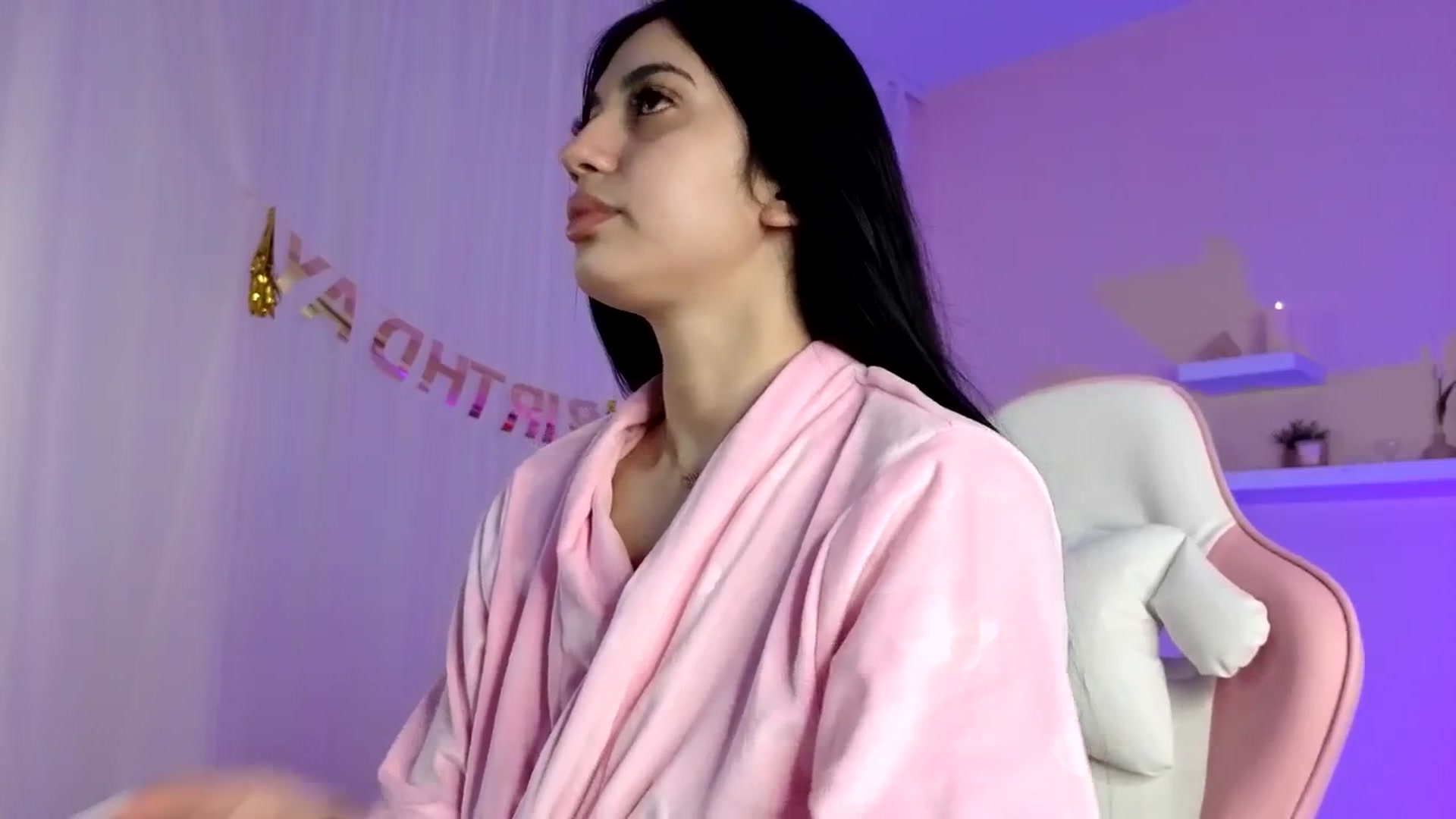 Gallery image thumbnail from BetsyGonzale's myfreecams stream on, 03/22/2026, 10:51 image 20 of 20