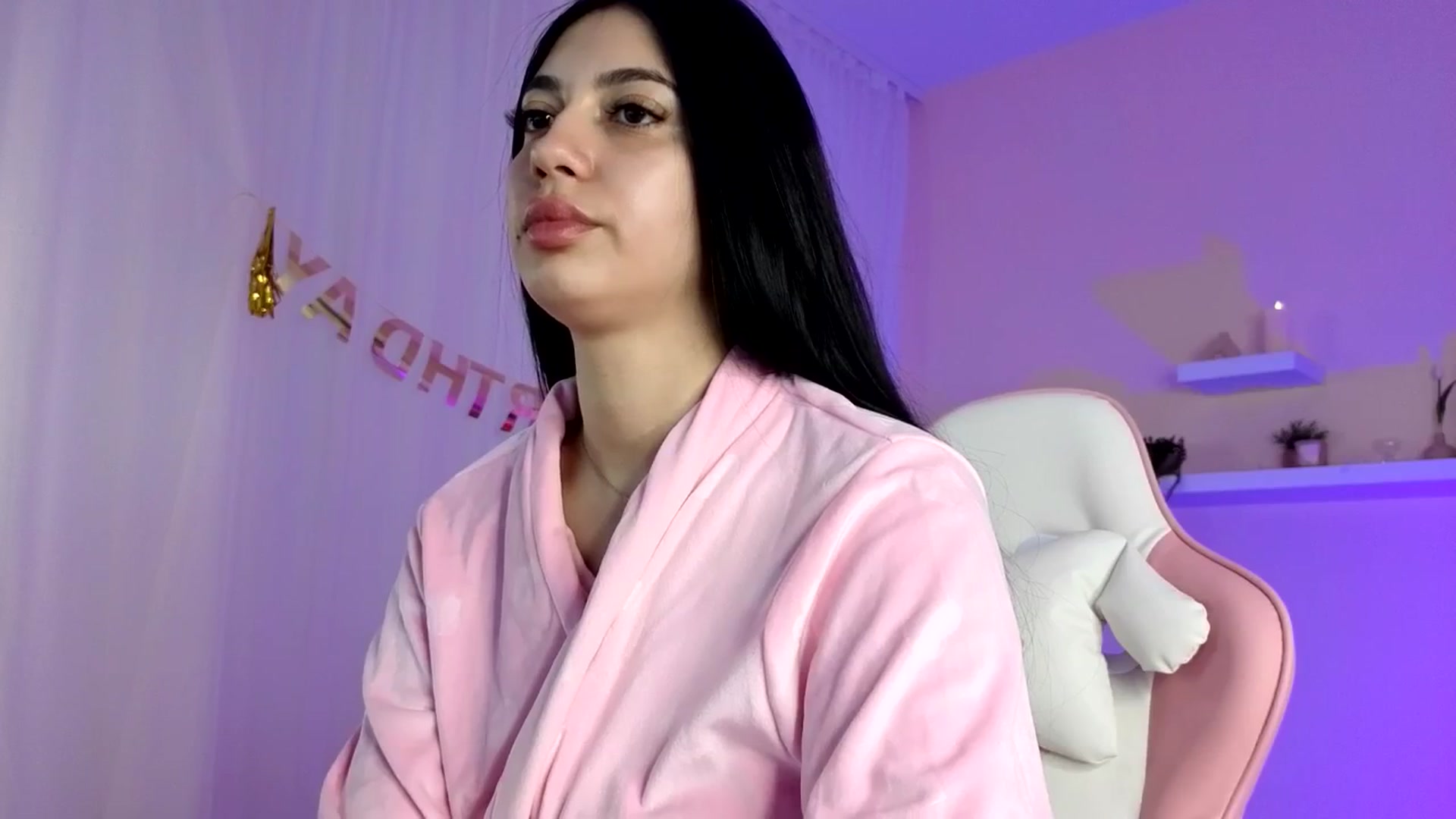 Gallery image thumbnail from BetsyGonzale's myfreecams stream on, 03/22/2026, 10:51 image 19 of 20