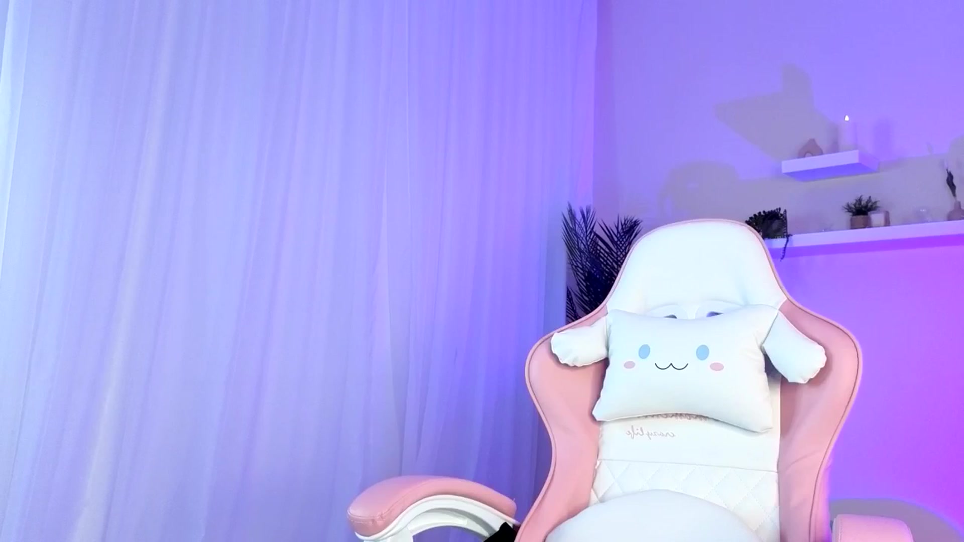 Gallery image thumbnail from BetsyGonzale's myfreecams stream on, 03/28/2026, 08:21 image 7 of 20