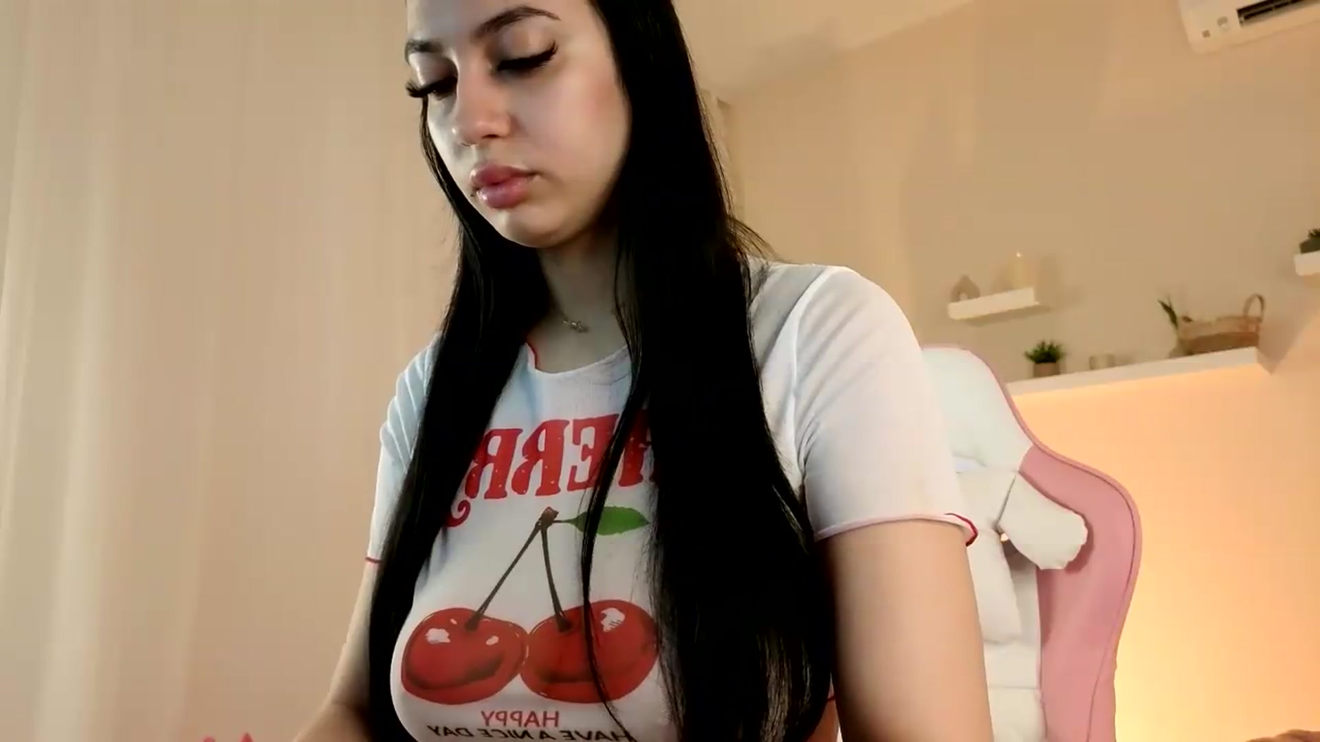 Gallery image thumbnail from BetsyGonzale's myfreecams stream on, 05/10/2026, 04:25 image 11 of 20