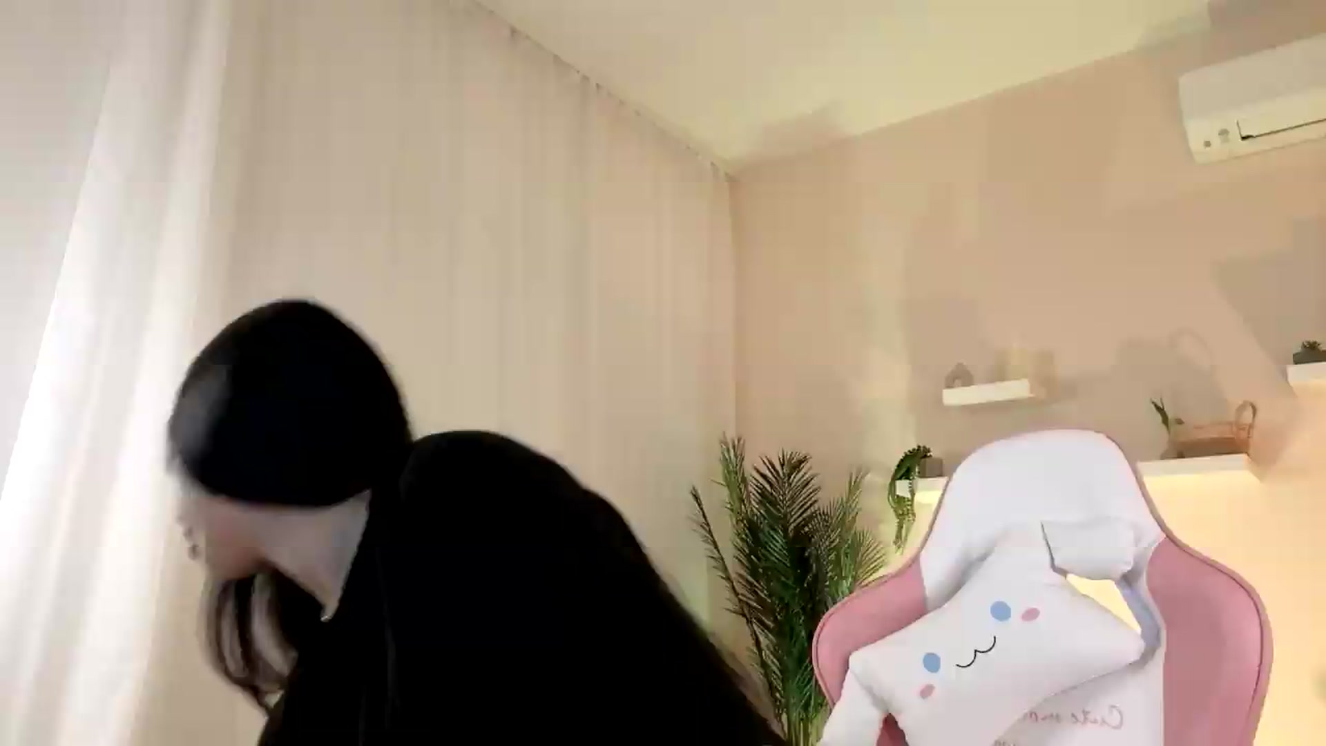 Gallery image thumbnail from BetsyGonzale's myfreecams stream on, 05/16/2026, 09:46 image 18 of 20