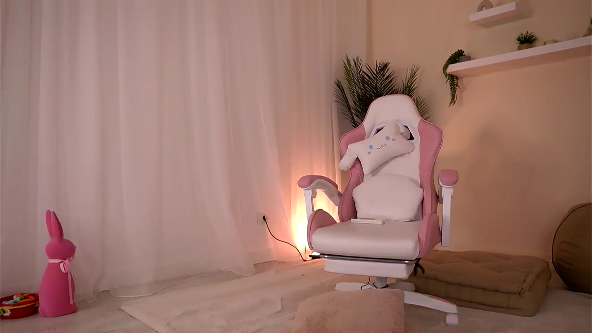 Gallery image thumbnail from BetsyGonzale's myfreecams stream on, 07/12/2026, 10:22 image 4 of 20