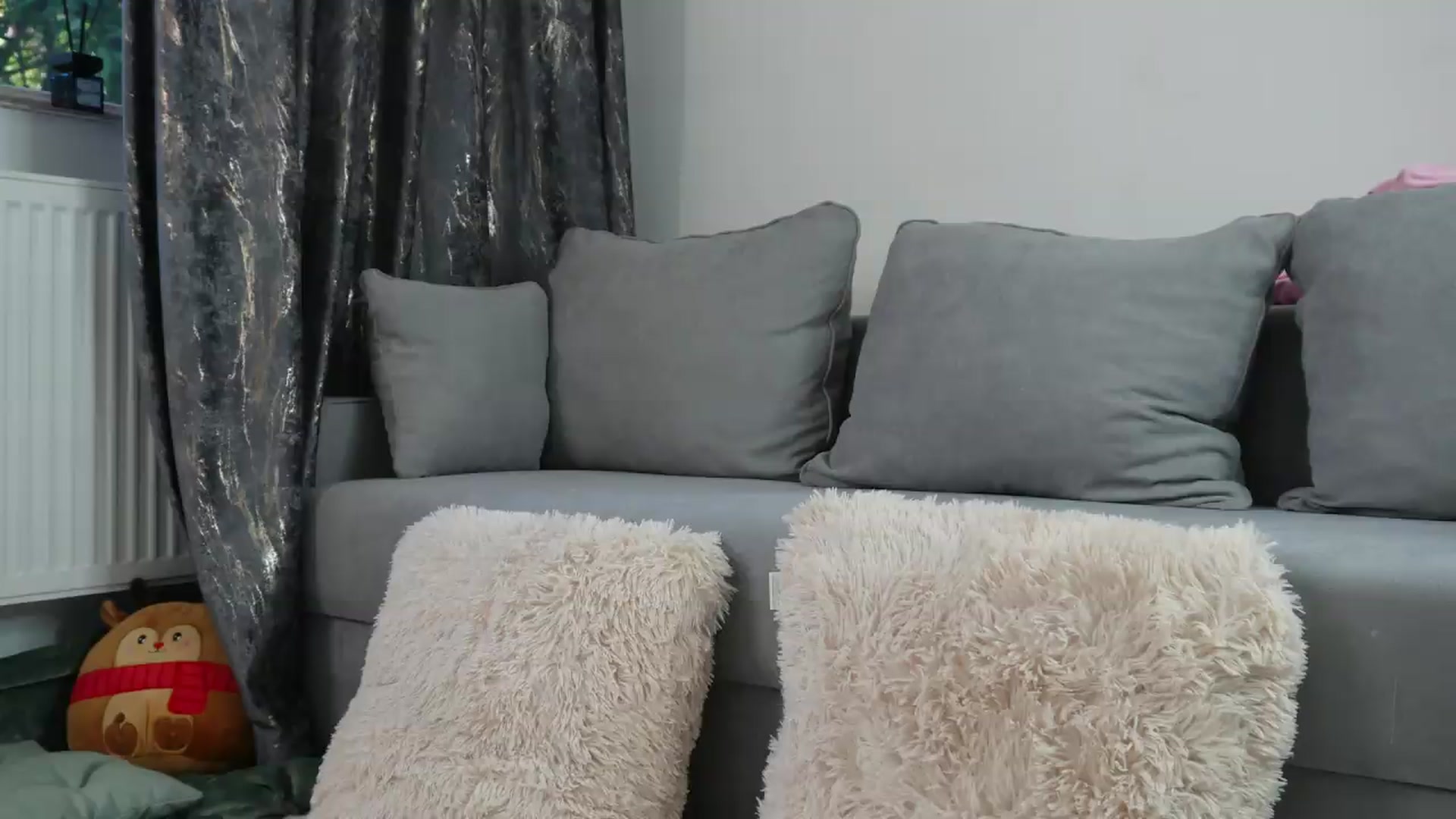 Gallery image thumbnail from BetsyGonzale's myfreecams stream on, 08/02/2026, 04:03 image 3 of 20