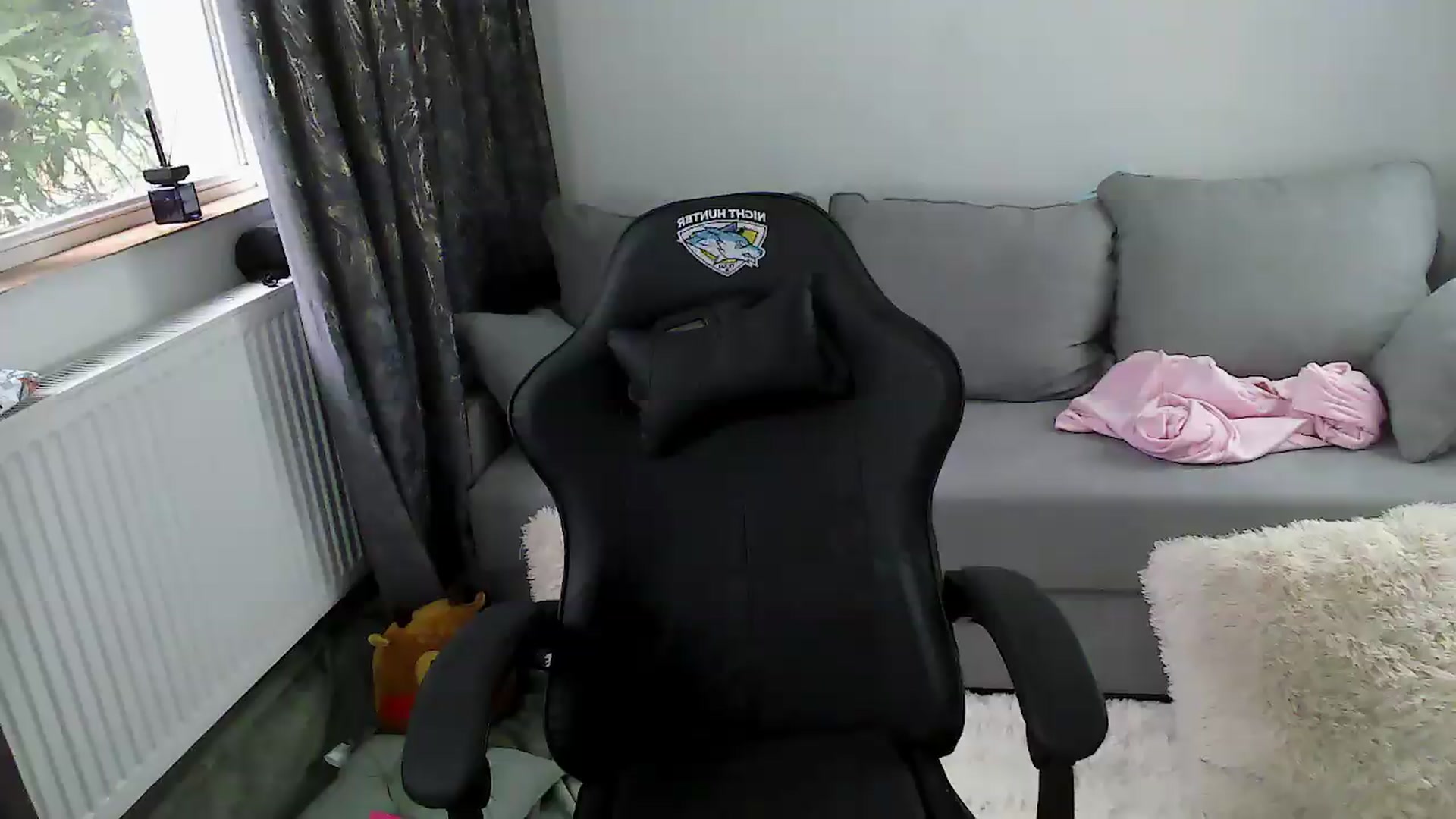 Gallery image thumbnail from BetsyGonzale's myfreecams stream on, 08/13/2026, 08:50 image 3 of 20