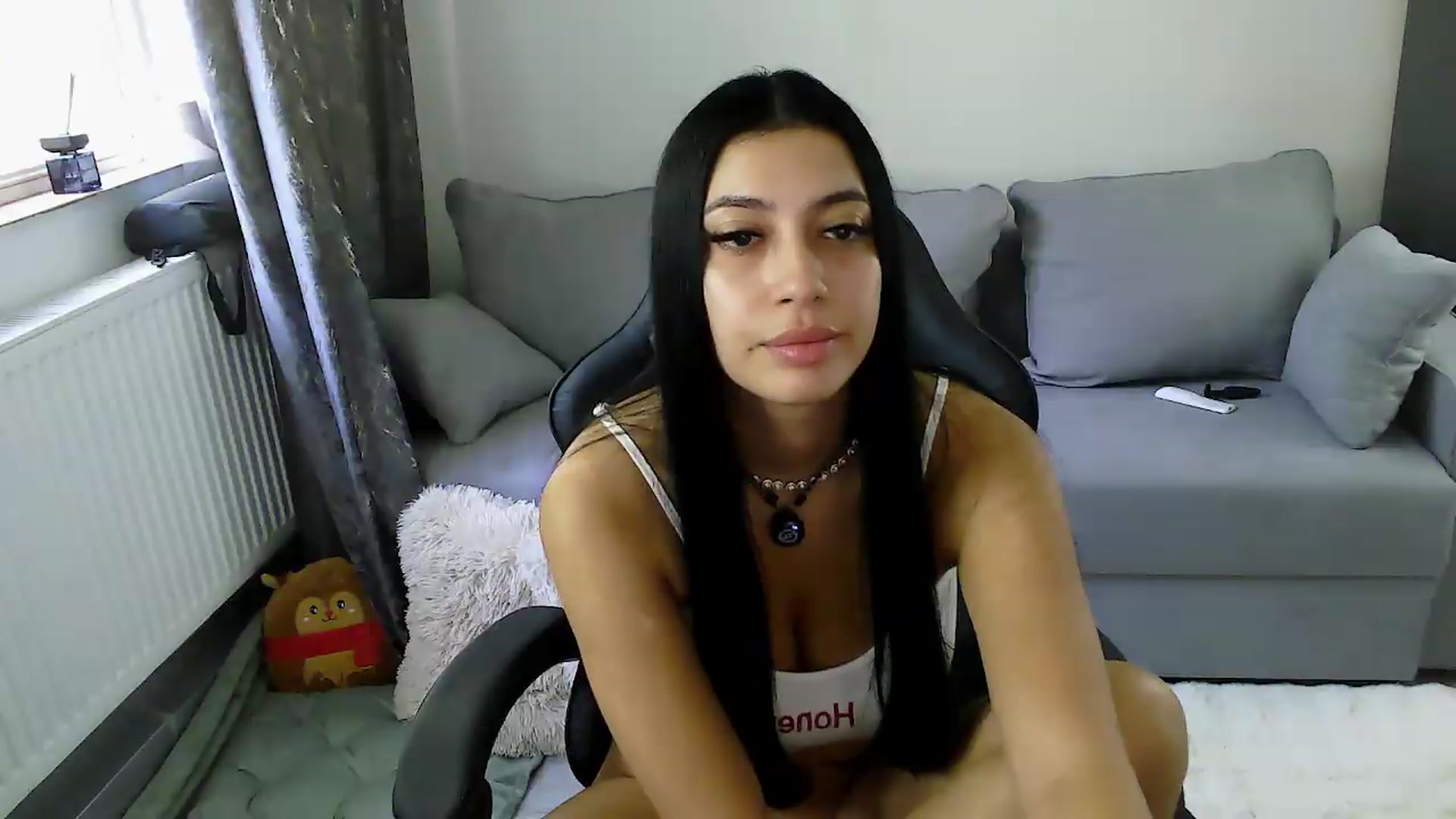Gallery image thumbnail from BetsyGonzale's myfreecams stream on, 09/18/2026, 08:37 image 17 of 20