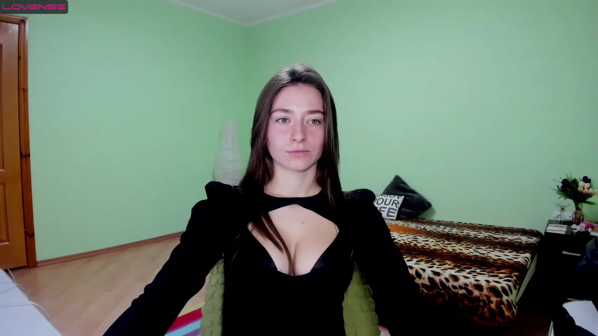 Gallery image thumbnail from Betti_Vic_'s myfreecams stream on, 03/09/2023, 14:56 image 6 of 20