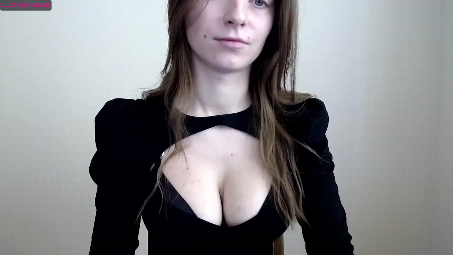 Gallery image thumbnail from Betti_Vic_'s myfreecams stream on, 03/10/2023, 09:42 image 3 of 20