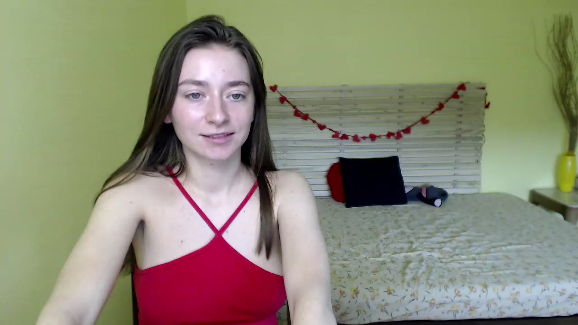 Gallery image thumbnail from Betti_Vic_'s myfreecams stream on, 03/20/2023, 08:54 image 15 of 20