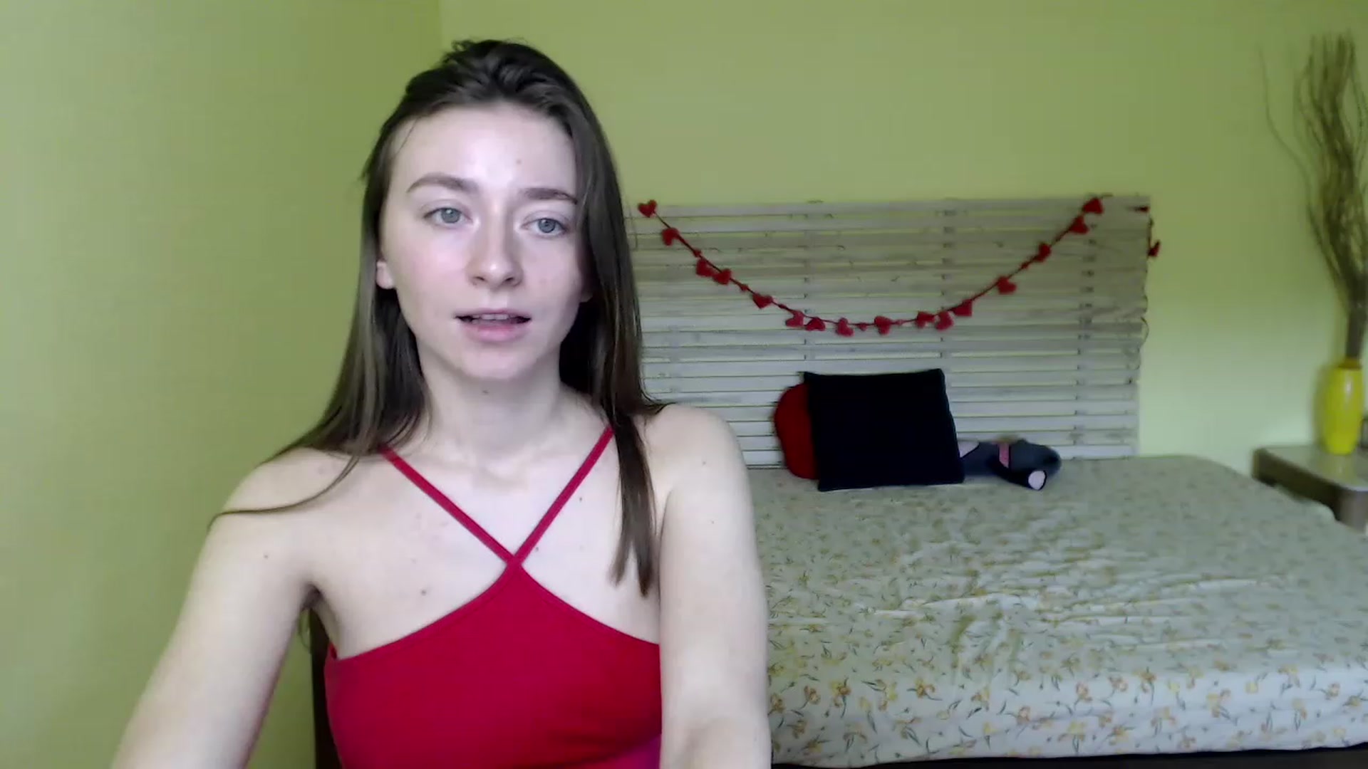 Gallery image thumbnail from Betti_Vic_'s myfreecams stream on, 03/20/2023, 08:54 image 18 of 20