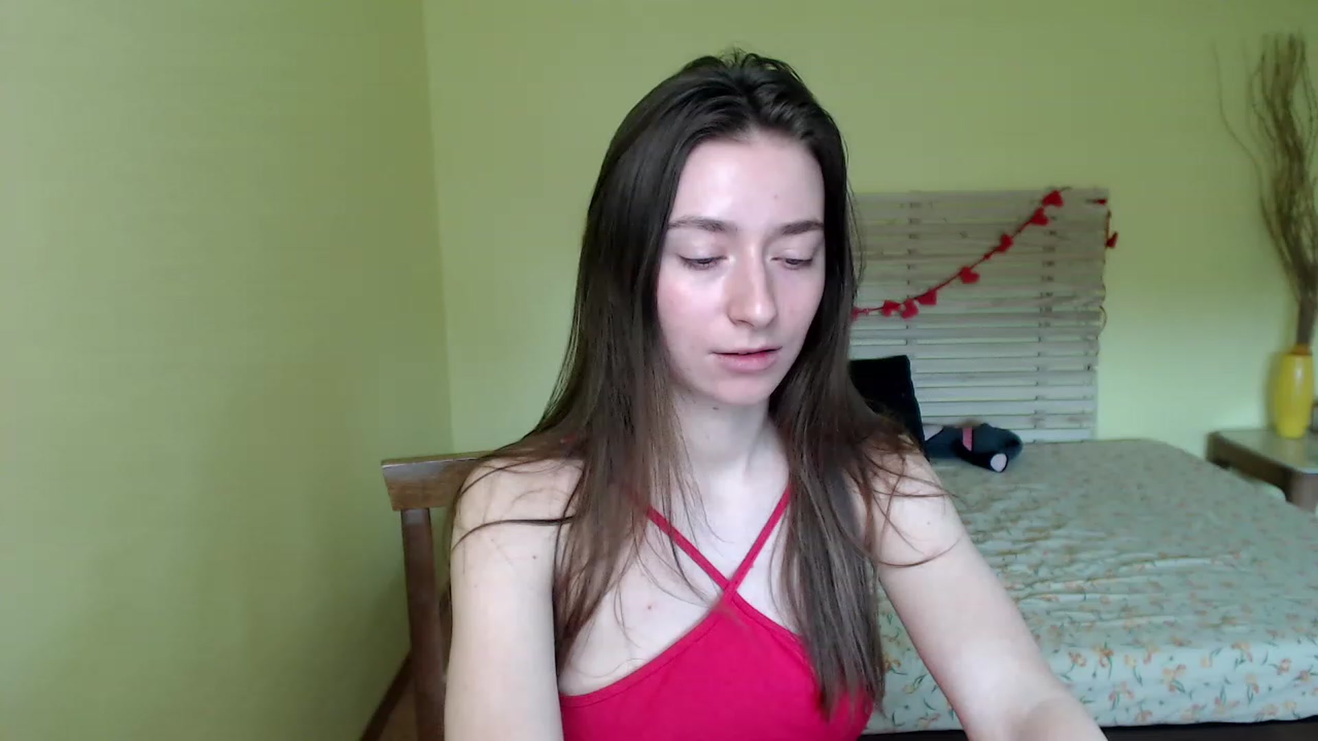 Gallery image thumbnail from Betti_Vic_'s myfreecams stream on, 03/20/2023, 10:32 image 13 of 20