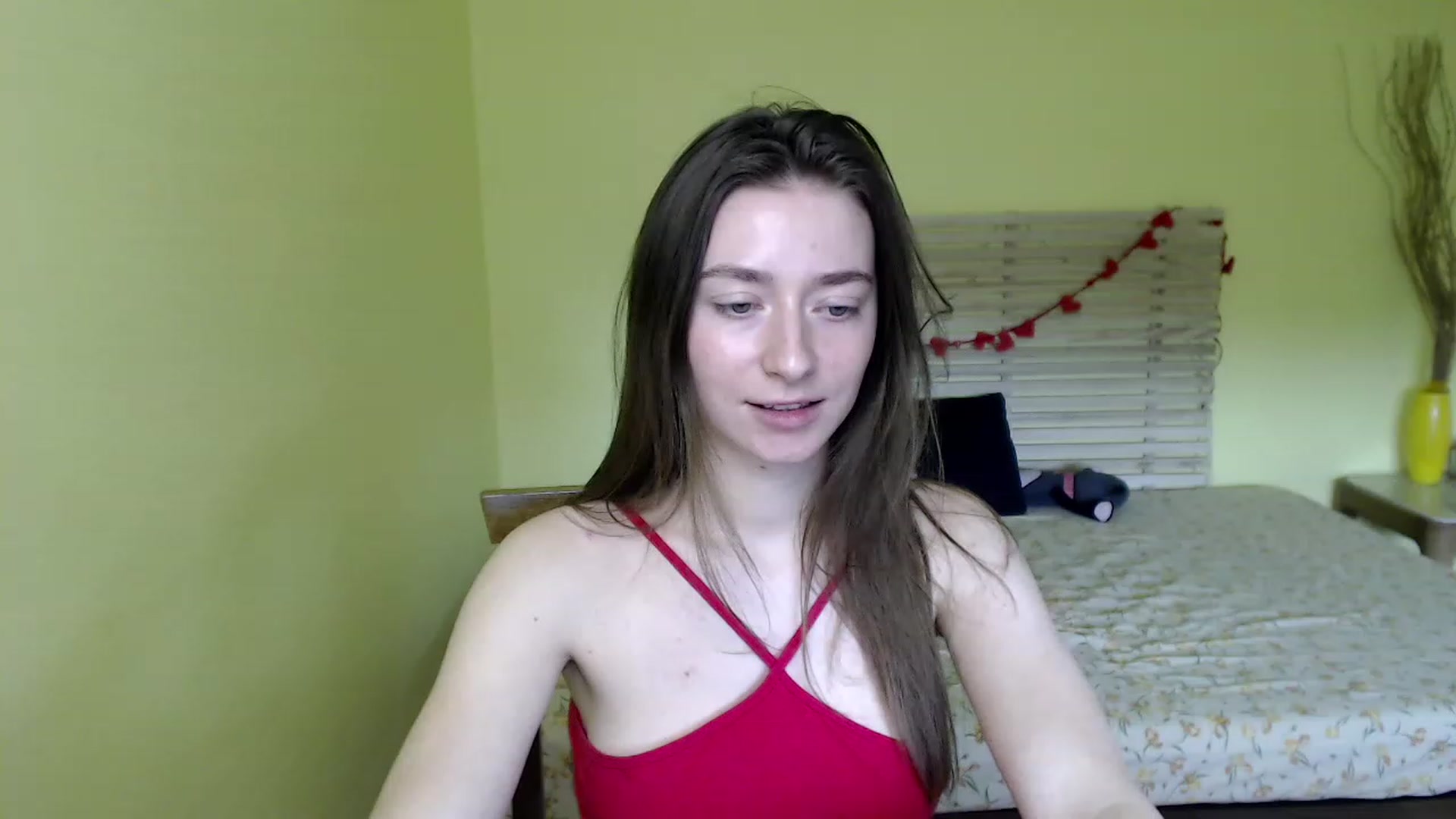 Gallery image thumbnail from Betti_Vic_'s myfreecams stream on, 03/20/2023, 10:32 image 9 of 20