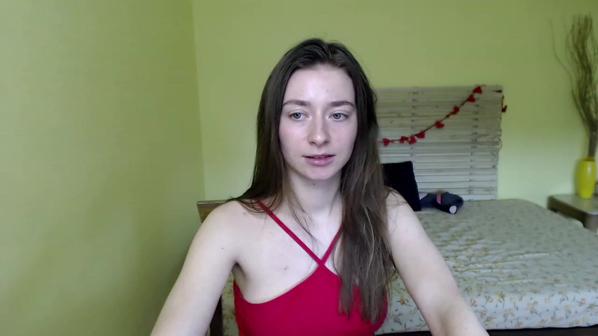 Gallery image thumbnail from Betti_Vic_'s myfreecams stream on, 03/20/2023, 10:32 image 3 of 20