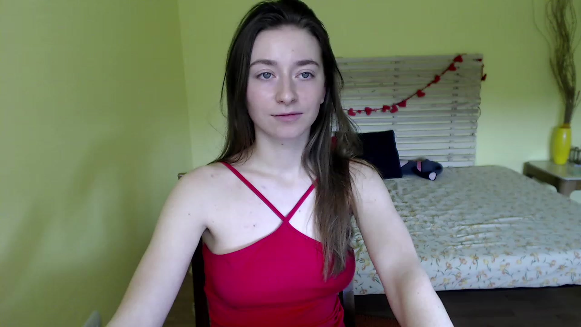 Gallery image thumbnail from Betti_Vic_'s myfreecams stream on, 03/20/2023, 13:07 image 18 of 20