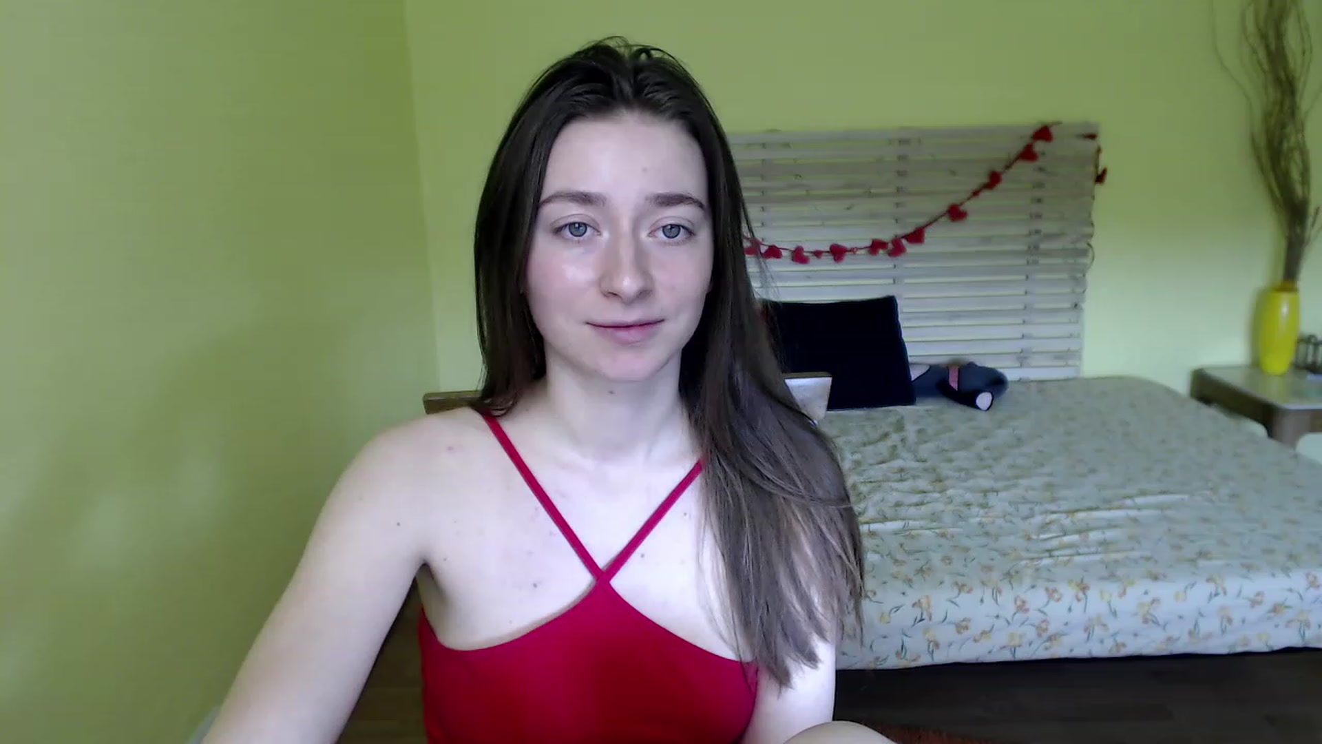 Gallery image thumbnail from Betti_Vic_'s myfreecams stream on, 03/20/2023, 13:07 image 4 of 20