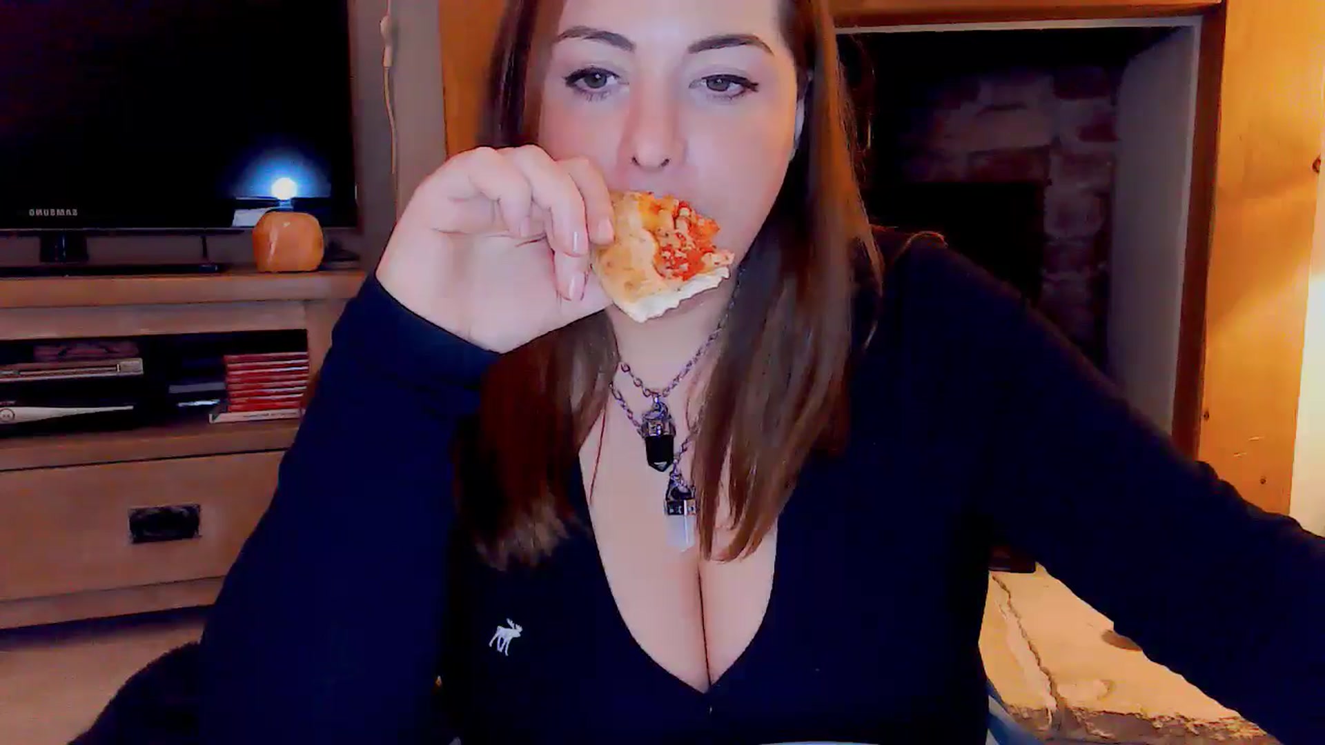 Gallery image thumbnail from BettyBoopDoll's myfreecams stream on, 03/22/2025, 05:06 image 8 of 20