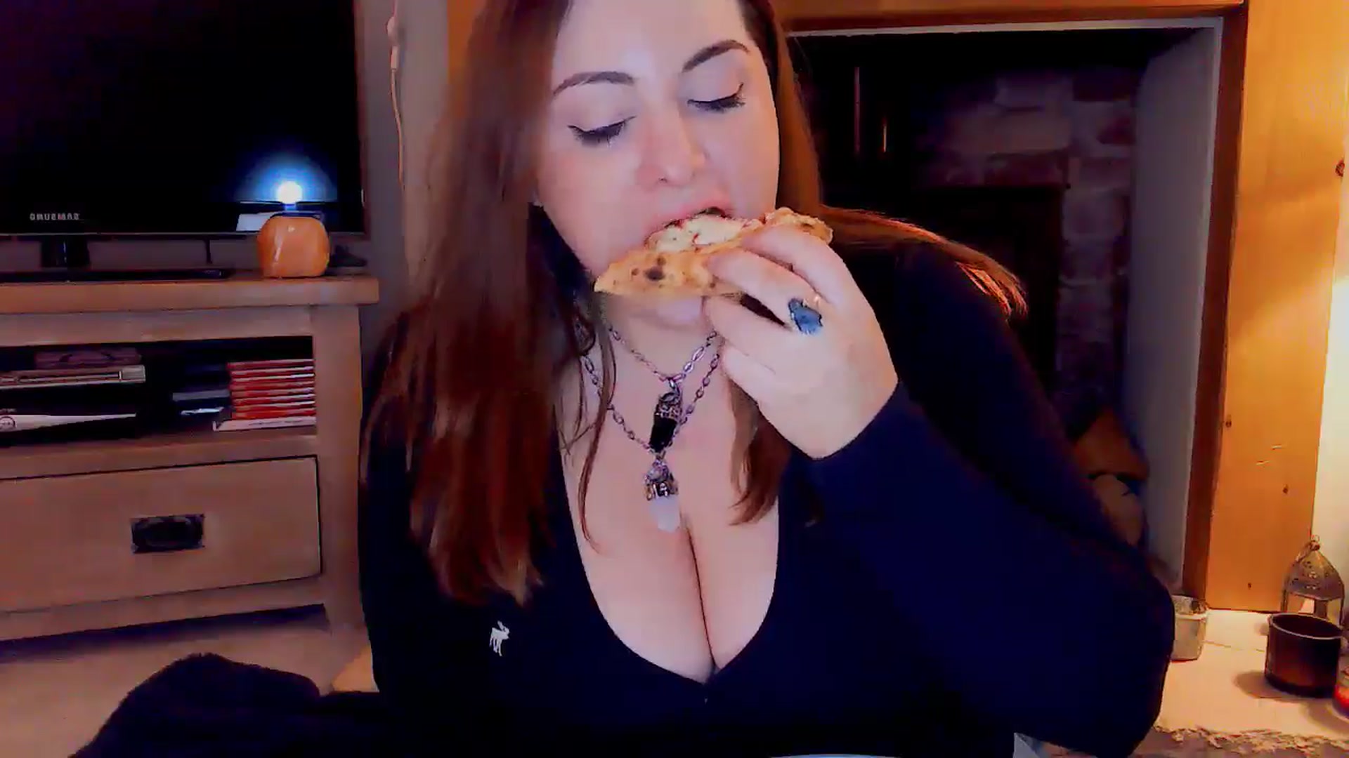 Gallery image thumbnail from BettyBoopDoll's myfreecams stream on, 03/22/2025, 05:06 image 10 of 20