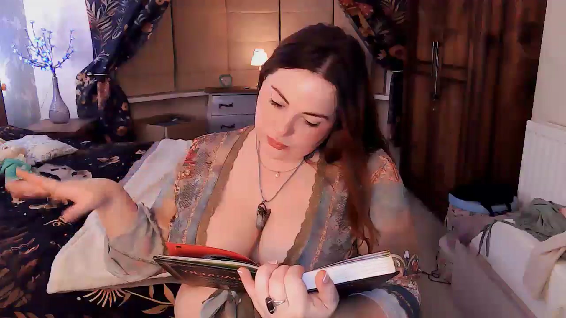 Gallery image thumbnail from BettyBoopDoll's myfreecams stream on, 04/01/2025, 01:33 image 15 of 20