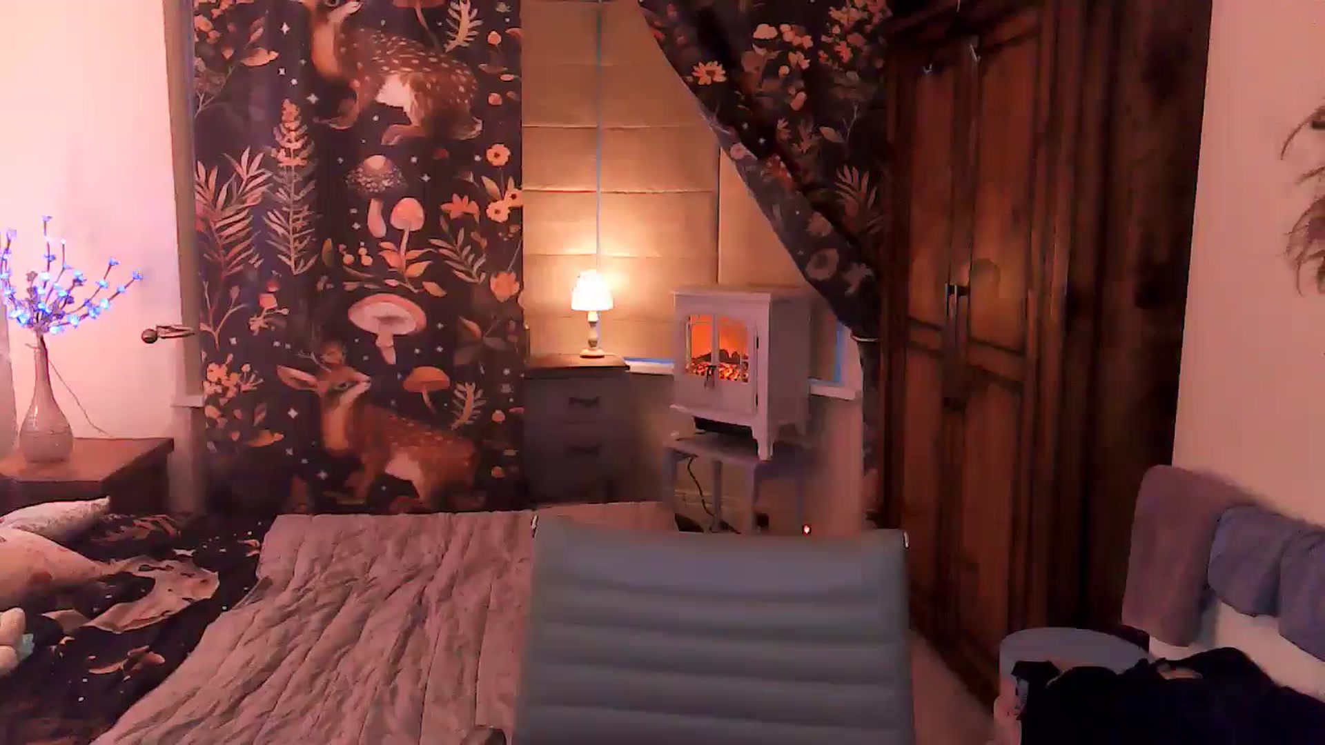 Gallery image thumbnail from BettyBoopDoll's myfreecams stream on, 05/27/2025, 04:20 image 3 of 20