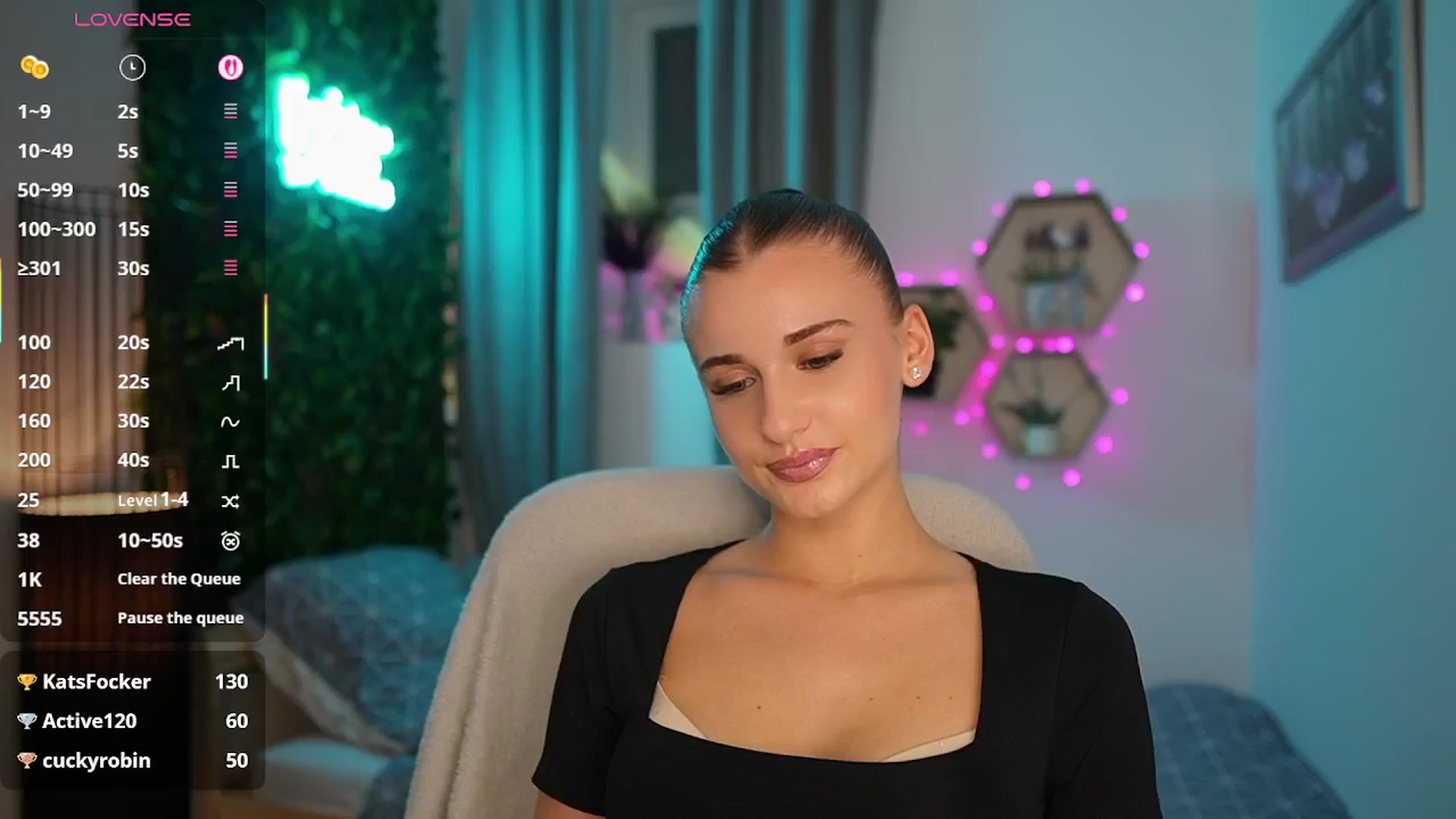 Gallery image thumbnail from Betty_Grey's myfreecams stream on, 09/22/2025, 01:11 image 7 of 20