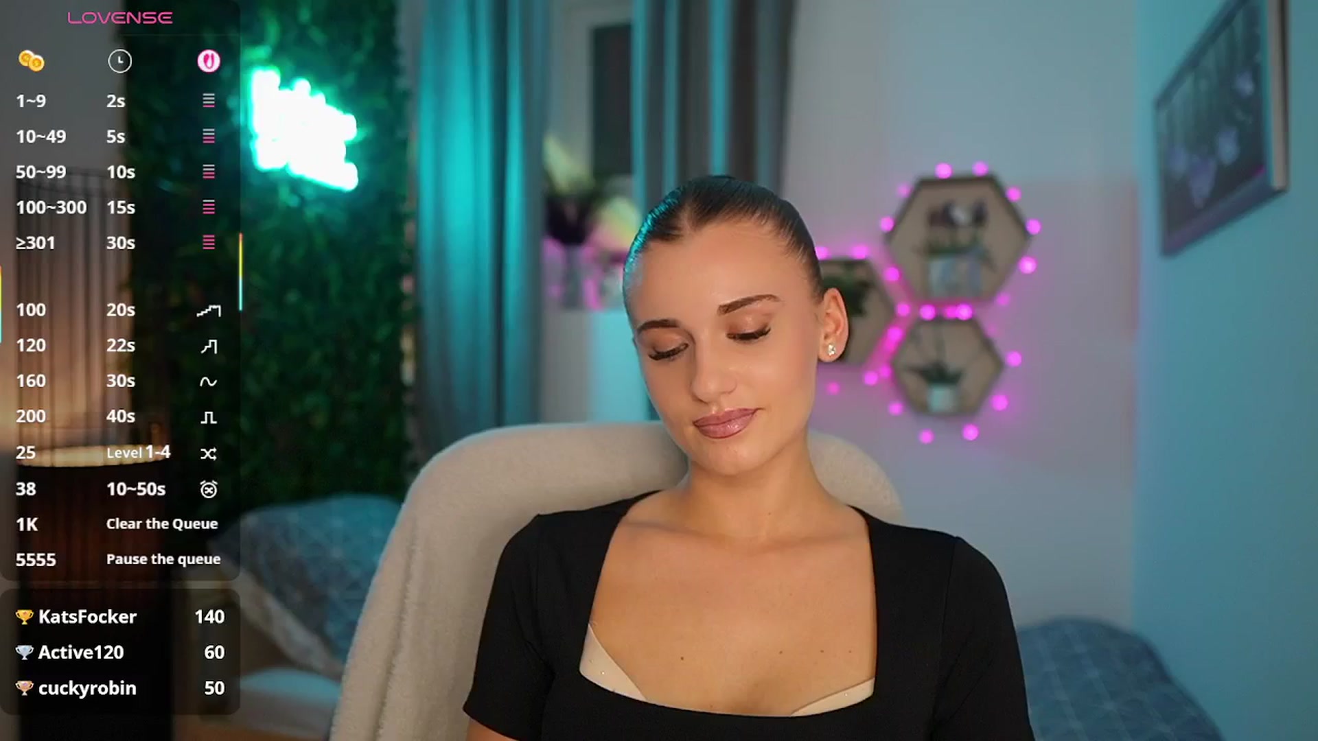 Gallery image thumbnail from Betty_Grey's myfreecams stream on, 09/22/2025, 01:11 image 12 of 20