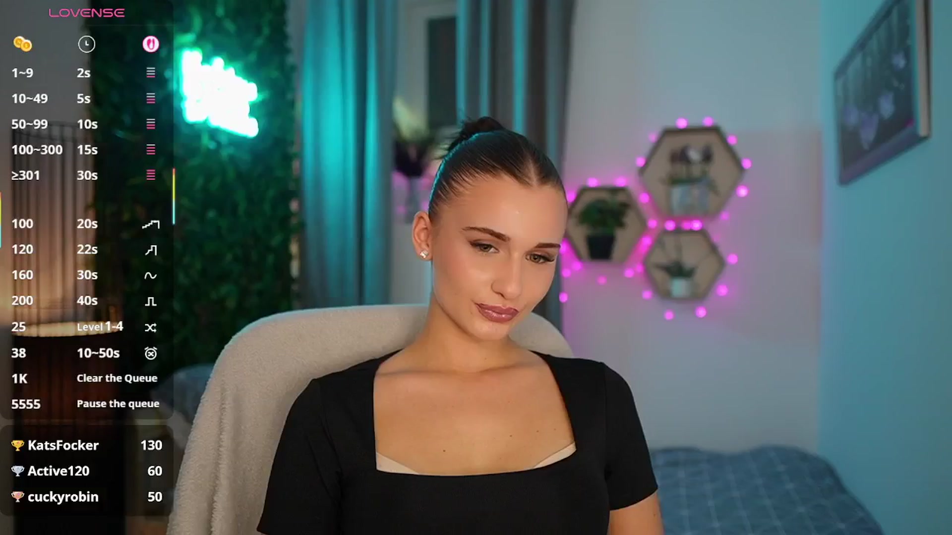 Gallery image thumbnail from Betty_Grey's myfreecams stream on, 09/22/2025, 01:11 image 8 of 20