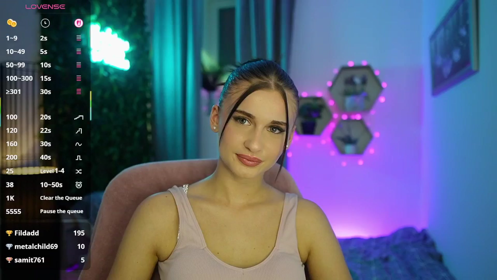Gallery image thumbnail from Betty_Grey's myfreecams stream on, 09/24/2025, 20:01 image 17 of 20