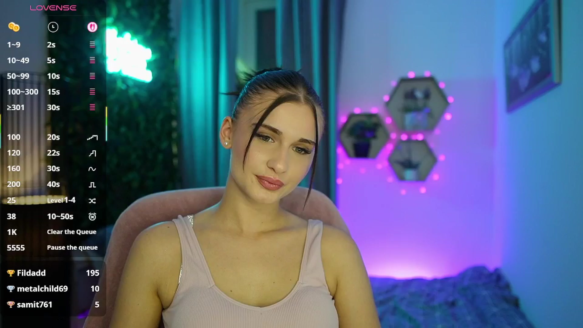 Gallery image thumbnail from Betty_Grey's myfreecams stream on, 09/24/2025, 20:01 image 15 of 20