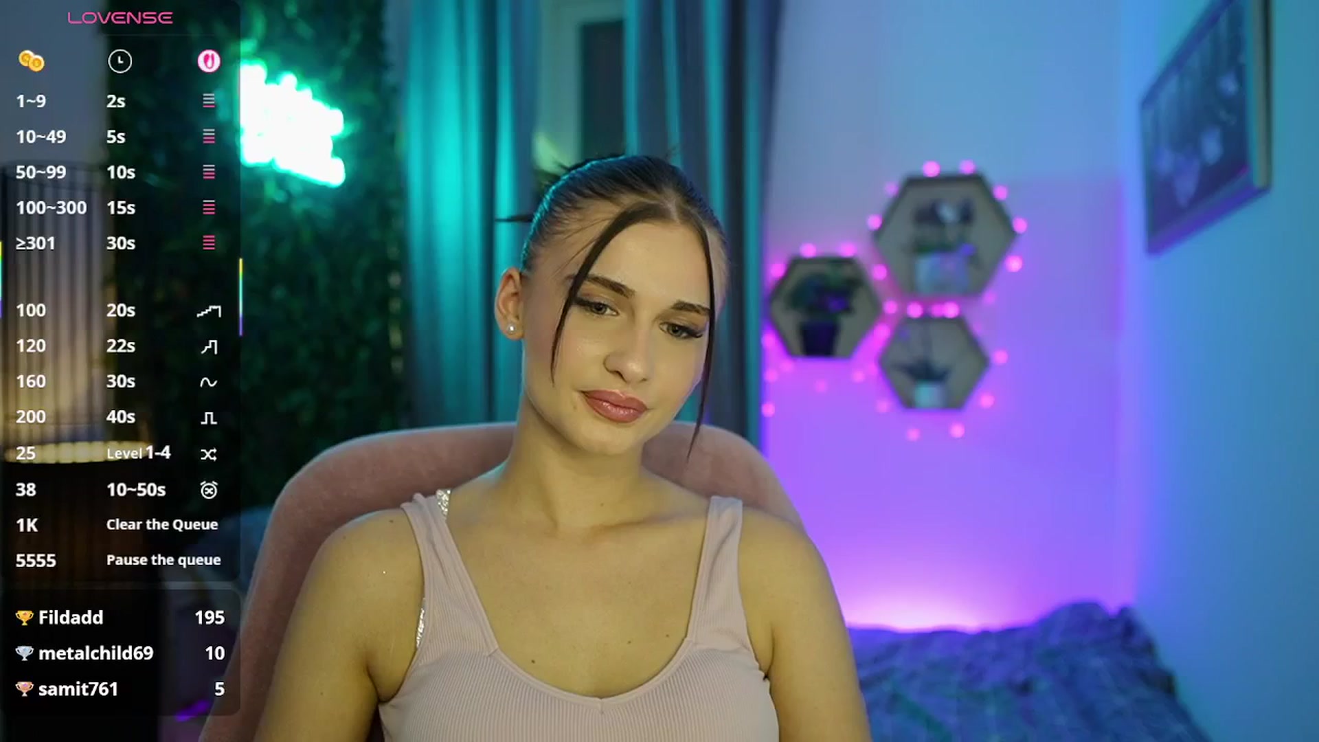 Gallery image thumbnail from Betty_Grey's myfreecams stream on, 09/24/2025, 20:01 image 16 of 20