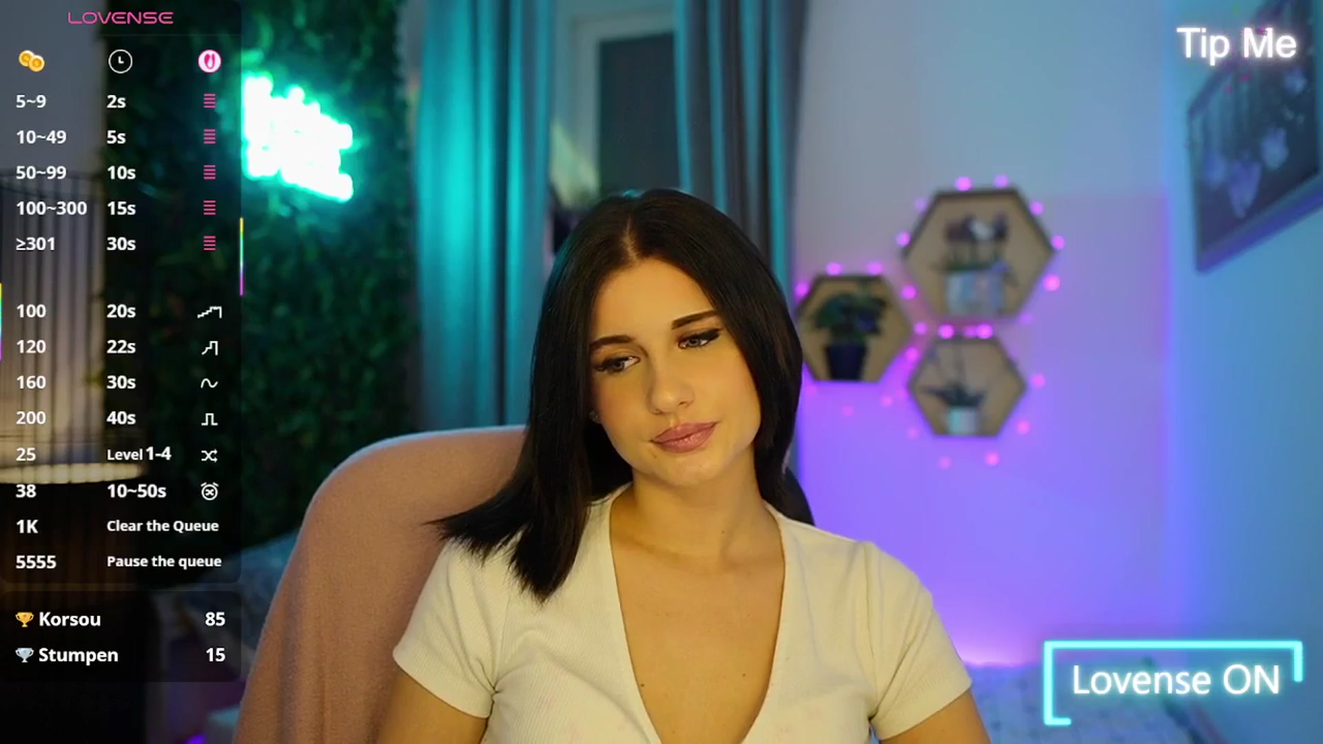 Gallery image thumbnail from Betty_Grey's myfreecams stream on, 10/11/2025, 20:04 image 16 of 20