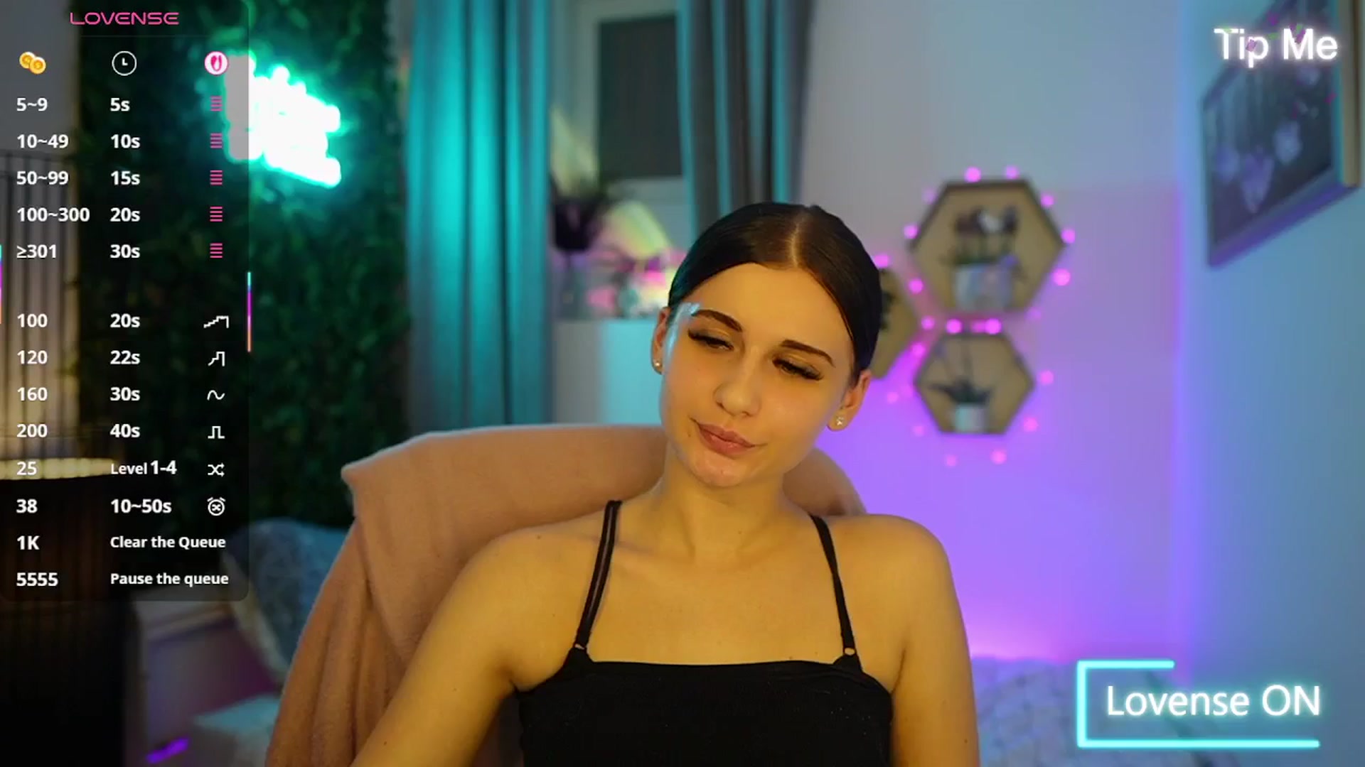 Gallery image thumbnail from Betty_Grey's myfreecams stream on, 10/15/2025, 20:02 image 1 of 20