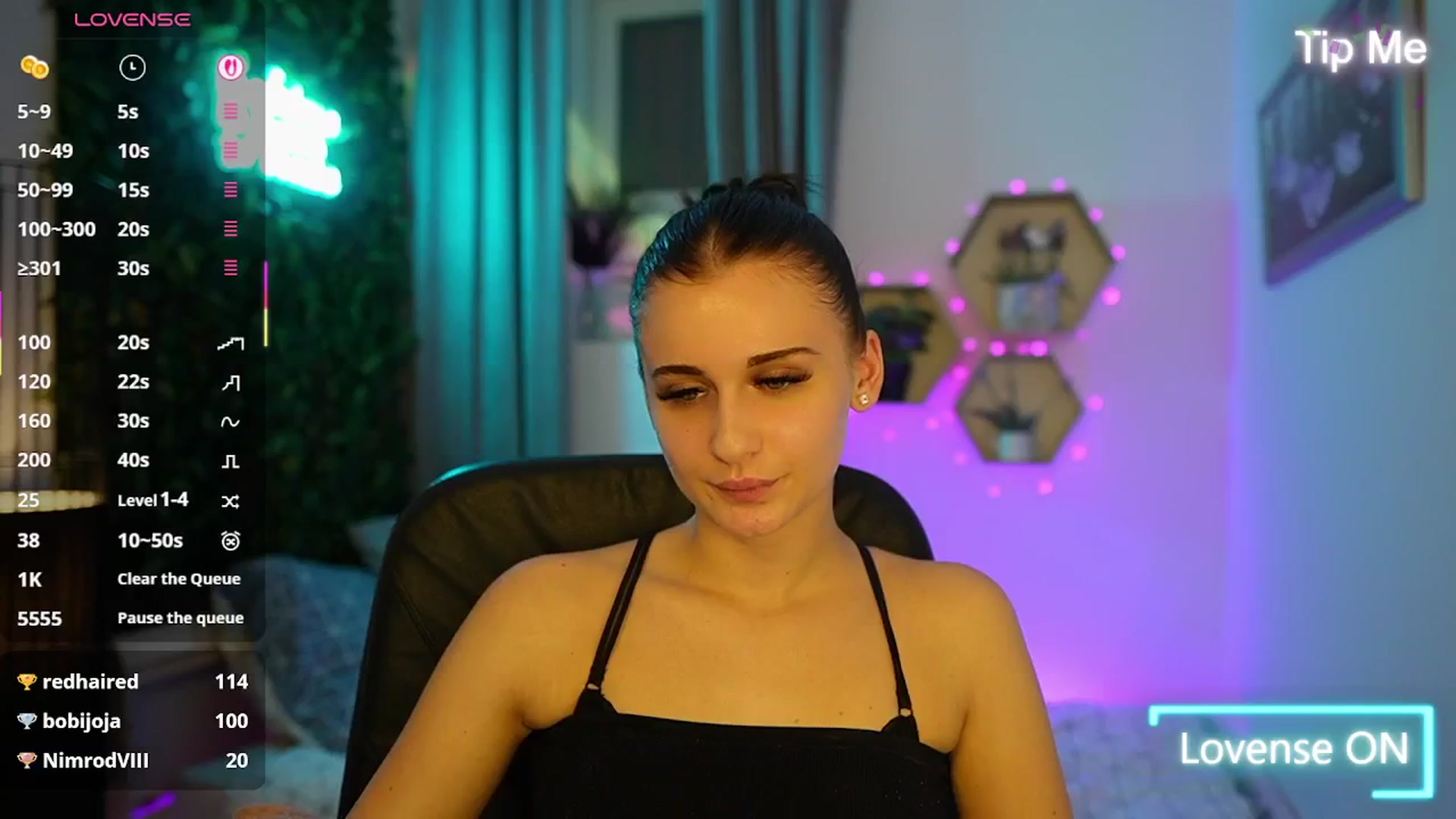 Gallery image thumbnail from Betty_Grey's myfreecams stream on, 10/15/2025, 21:24 image 8 of 20