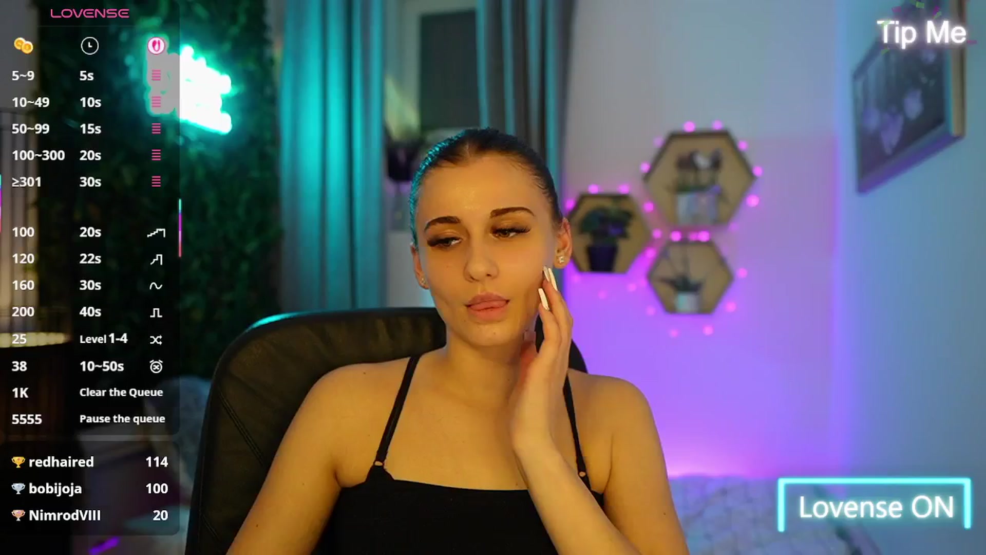 Gallery image thumbnail from Betty_Grey's myfreecams stream on, 10/15/2025, 21:24 image 6 of 20