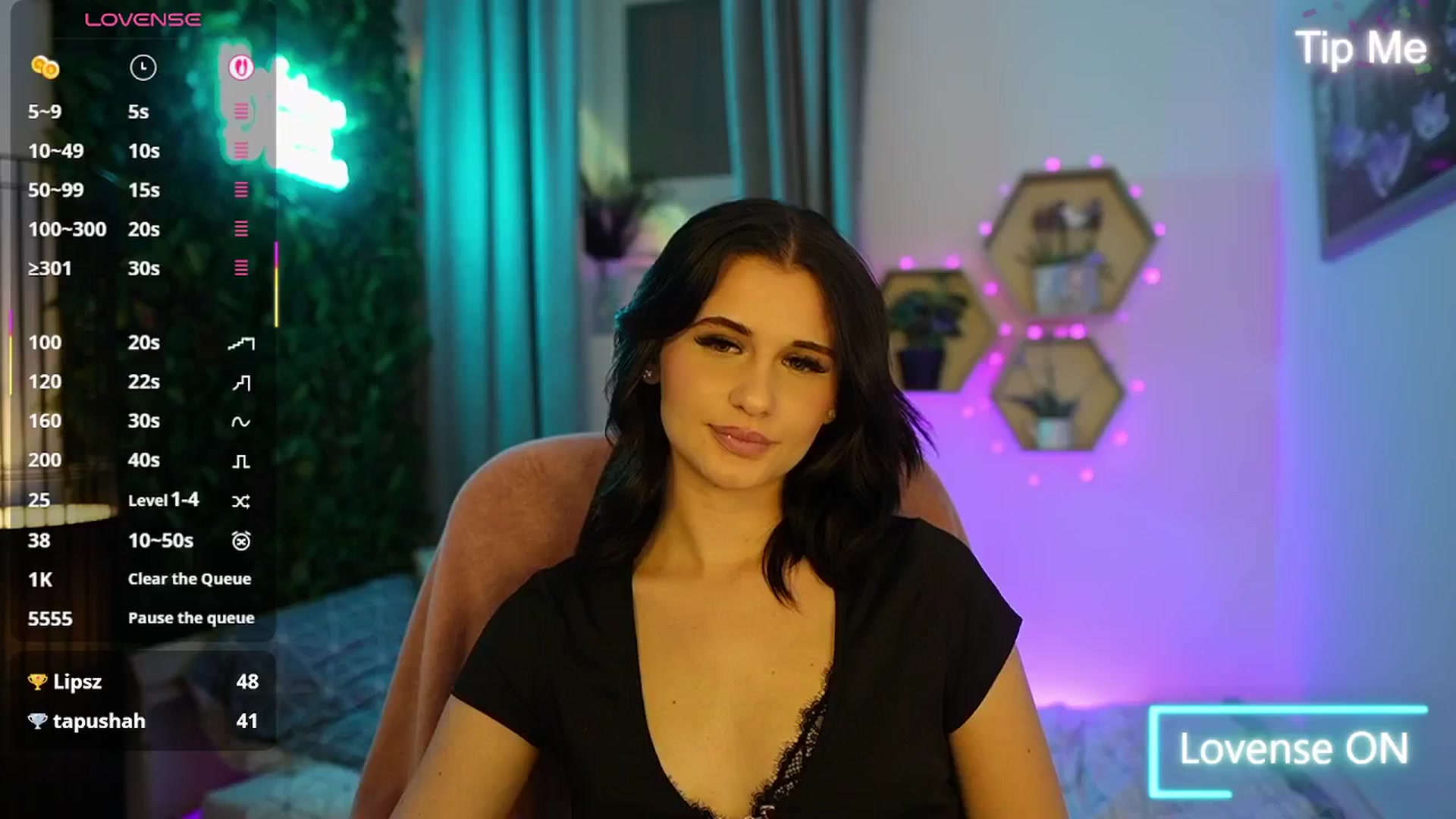 Gallery image thumbnail from Betty_Grey's myfreecams stream on, 10/25/2025, 20:01 image 9 of 20