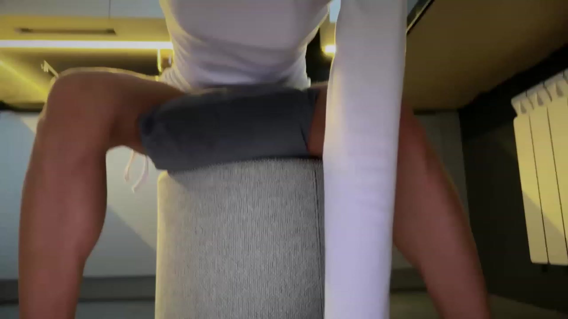 Gallery image thumbnail from Betty_xoxo's myfreecams stream on, 12/11/2022, 11:20 image 7 of 20