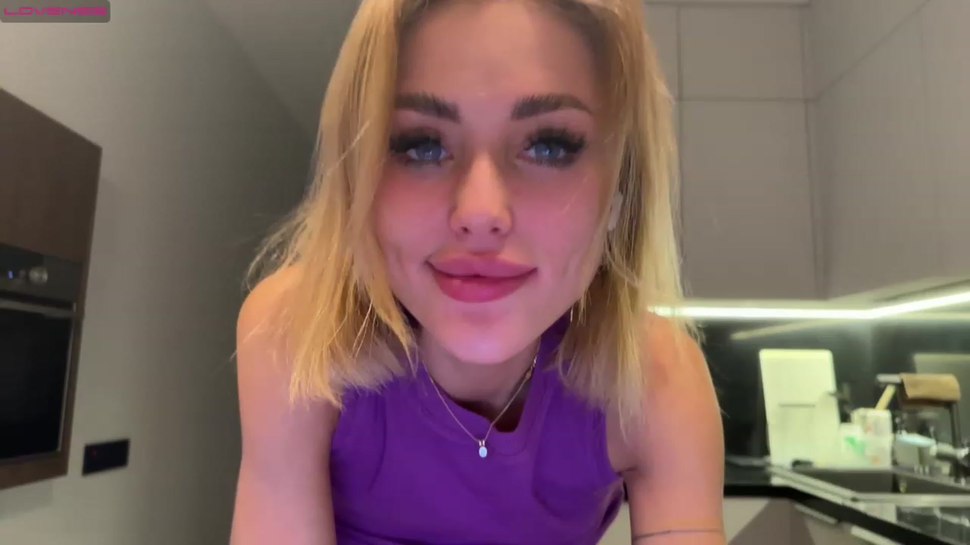 Gallery image thumbnail from Betty_xoxo's myfreecams stream on, 02/05/2023, 15:19 image 7 of 20