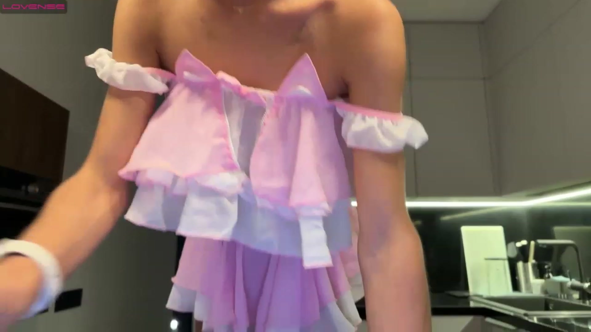 Gallery image thumbnail from Betty_xoxo's myfreecams stream on, 02/12/2023, 19:02 image 13 of 20