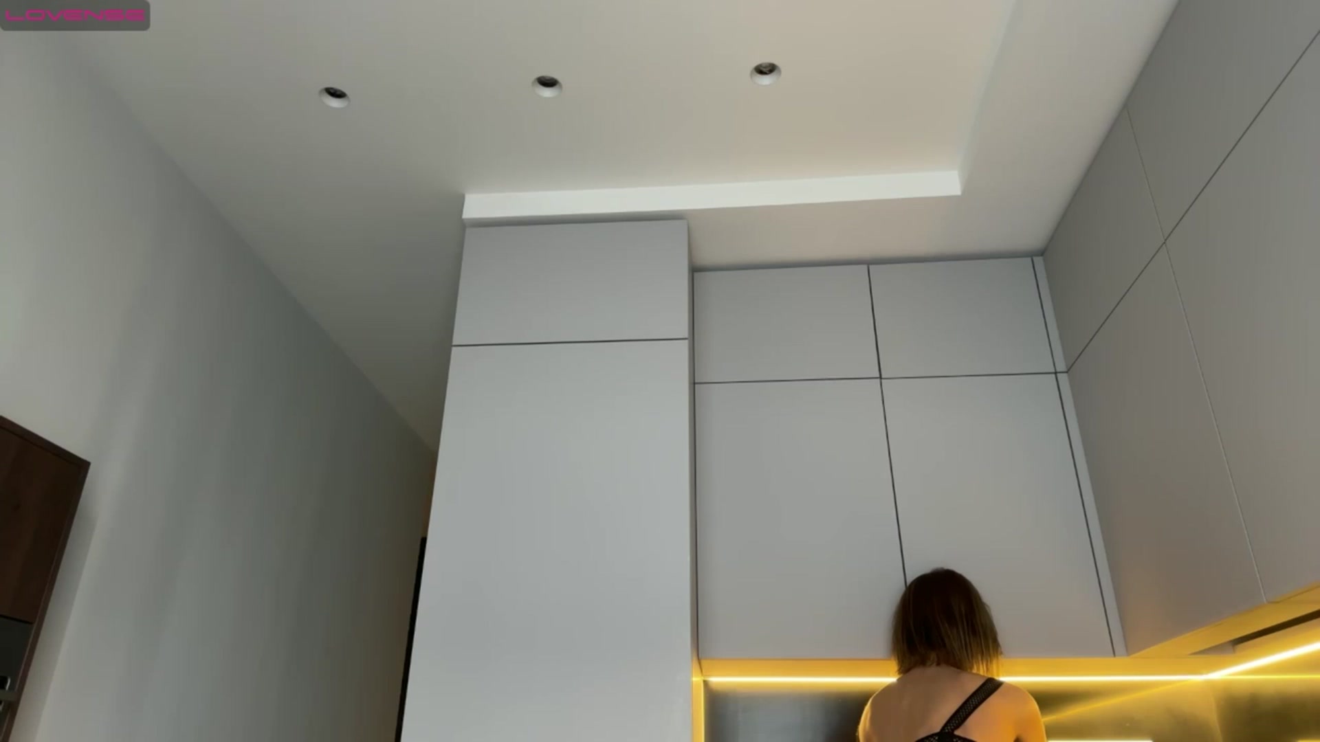 Gallery image thumbnail from Betty_xoxo's myfreecams stream on, 02/18/2023, 12:39 image 1 of 20