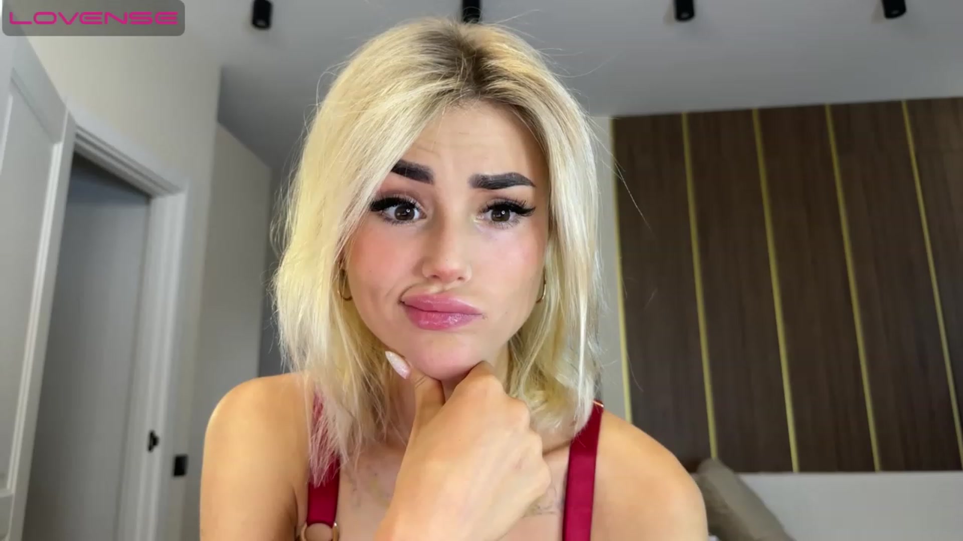 Gallery image thumbnail from Betty_xoxo's myfreecams stream on, 08/03/2023, 15:52 image 5 of 20