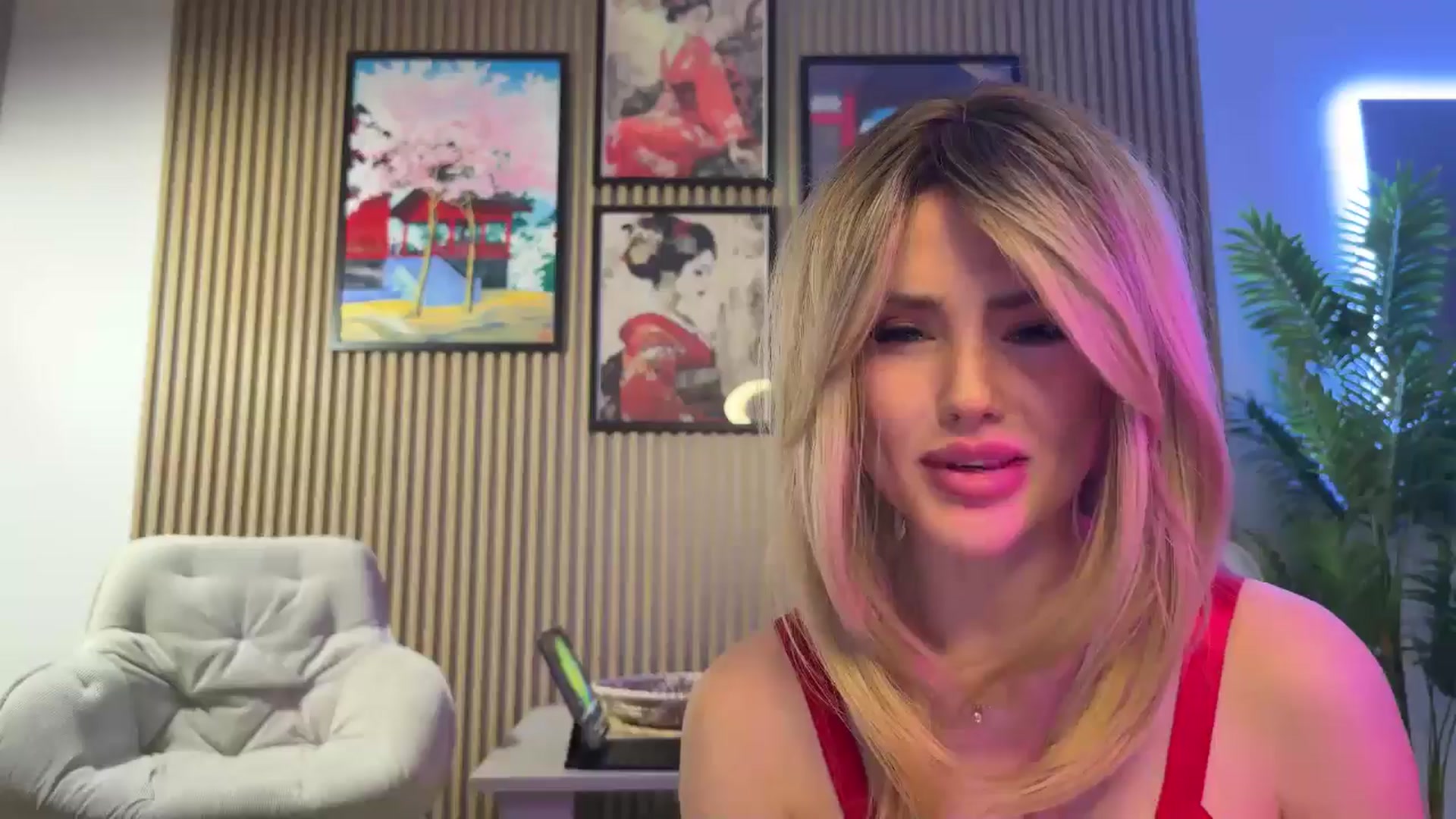 Gallery image thumbnail from Betty_xoxo's myfreecams stream on, 02/17/2025, 08:04 image 11 of 20